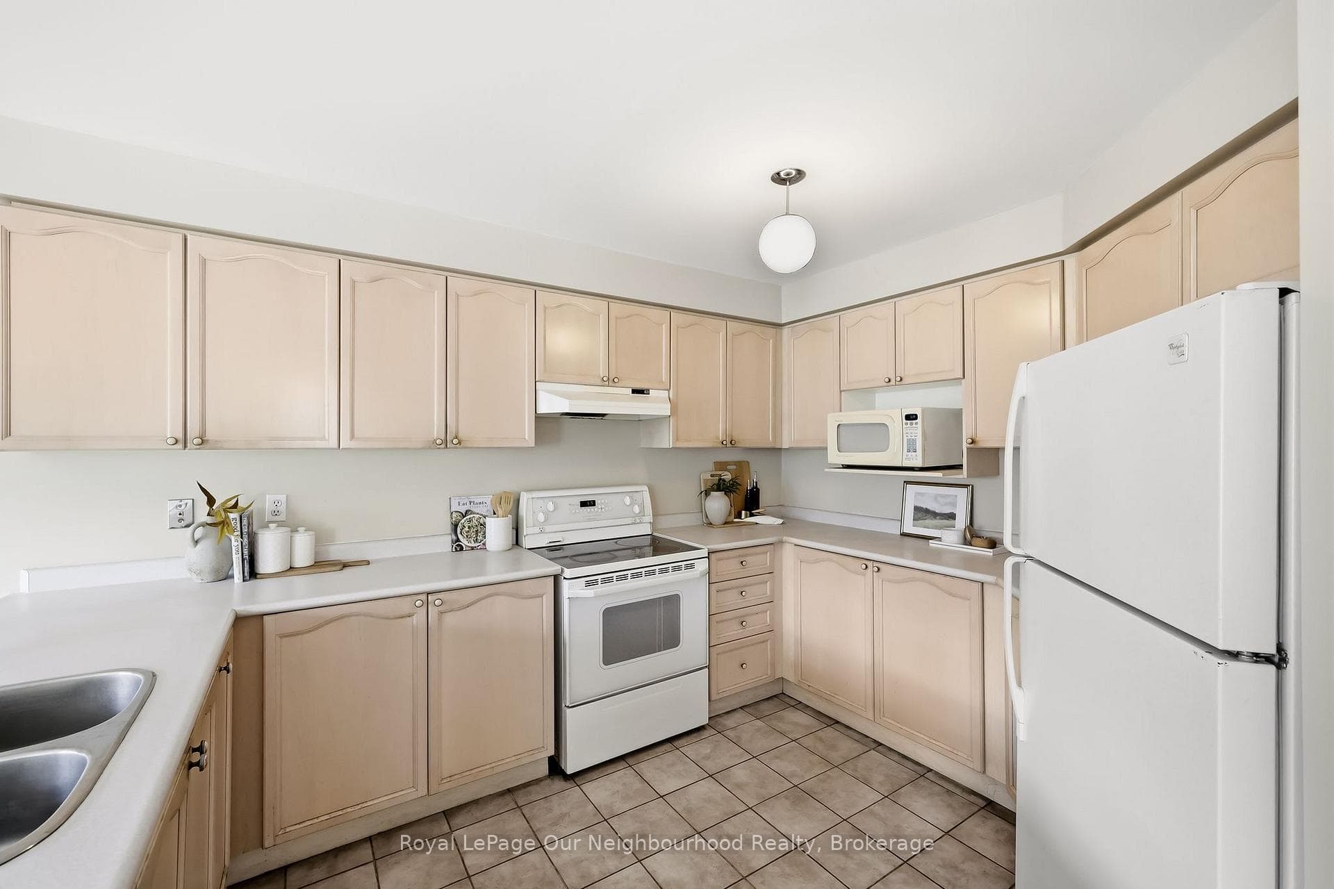 24 Wetherburn Drive photo 12
