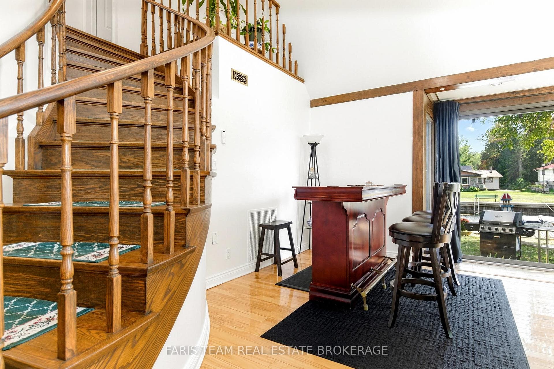 193 Gouett Street photo 17