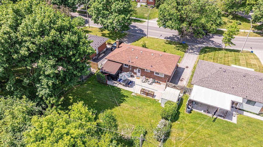 212 King Edward Avenue photo 41