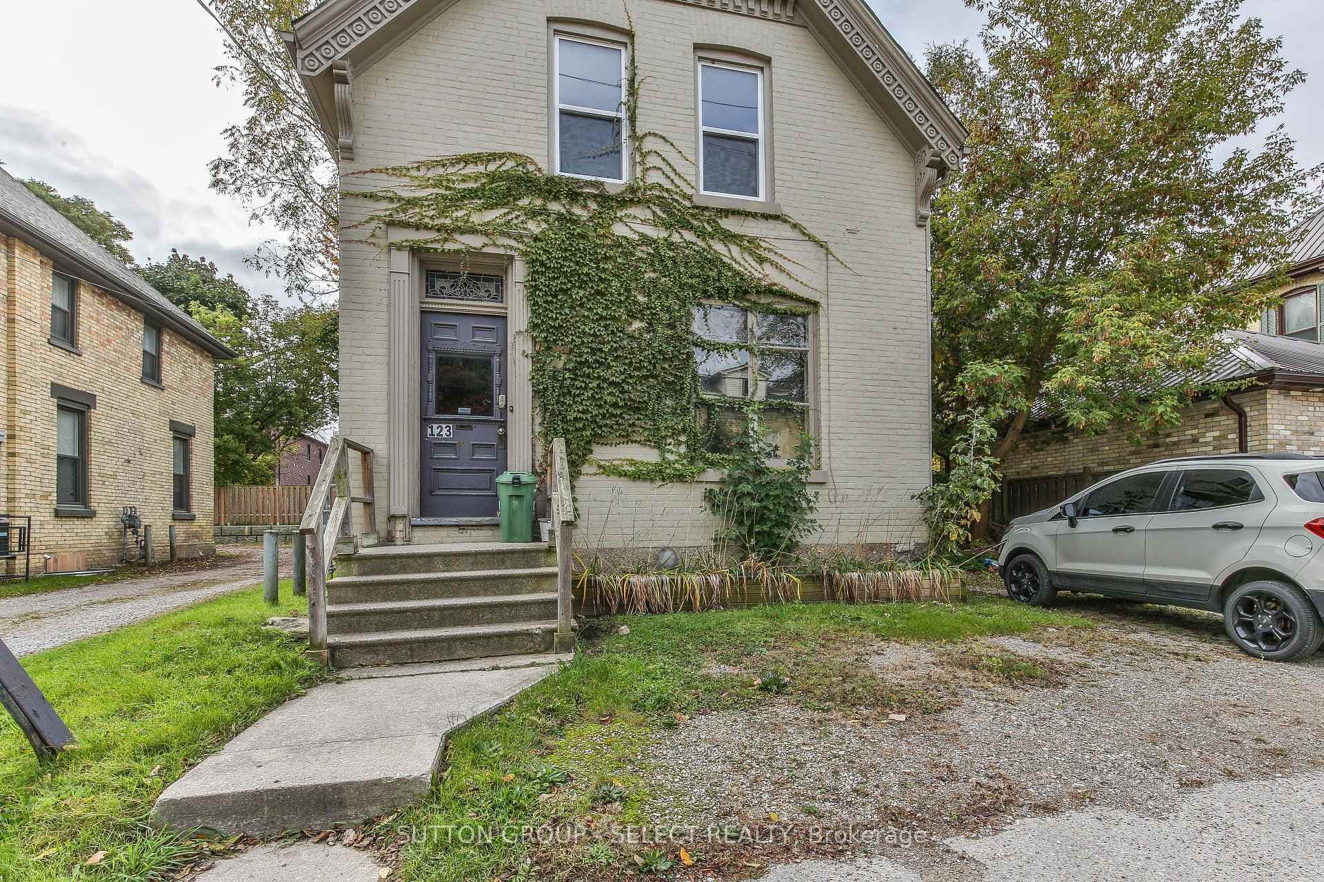 123 Mill Street photo 2