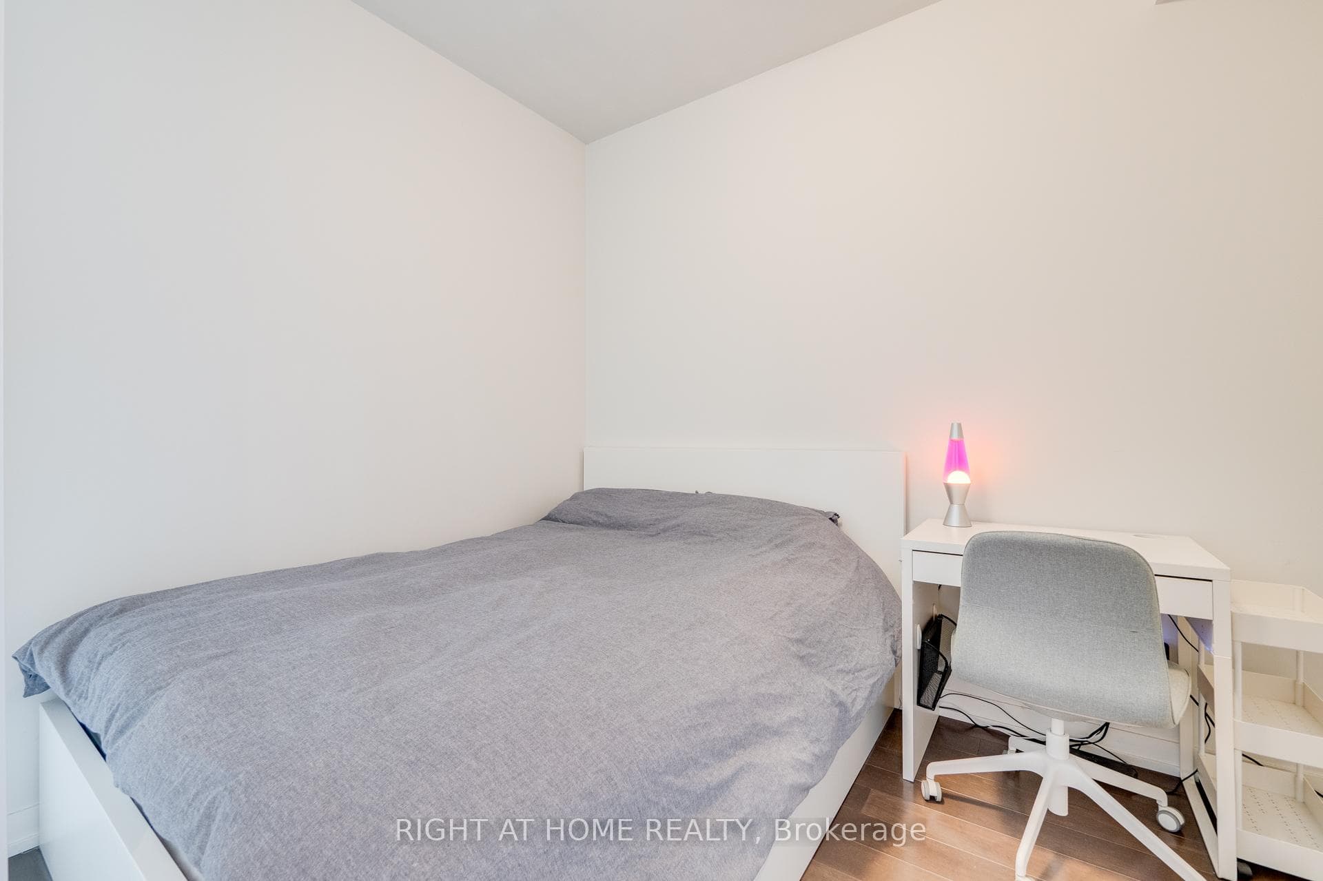170 Fort York Boulevard Unit 2807 photo 15