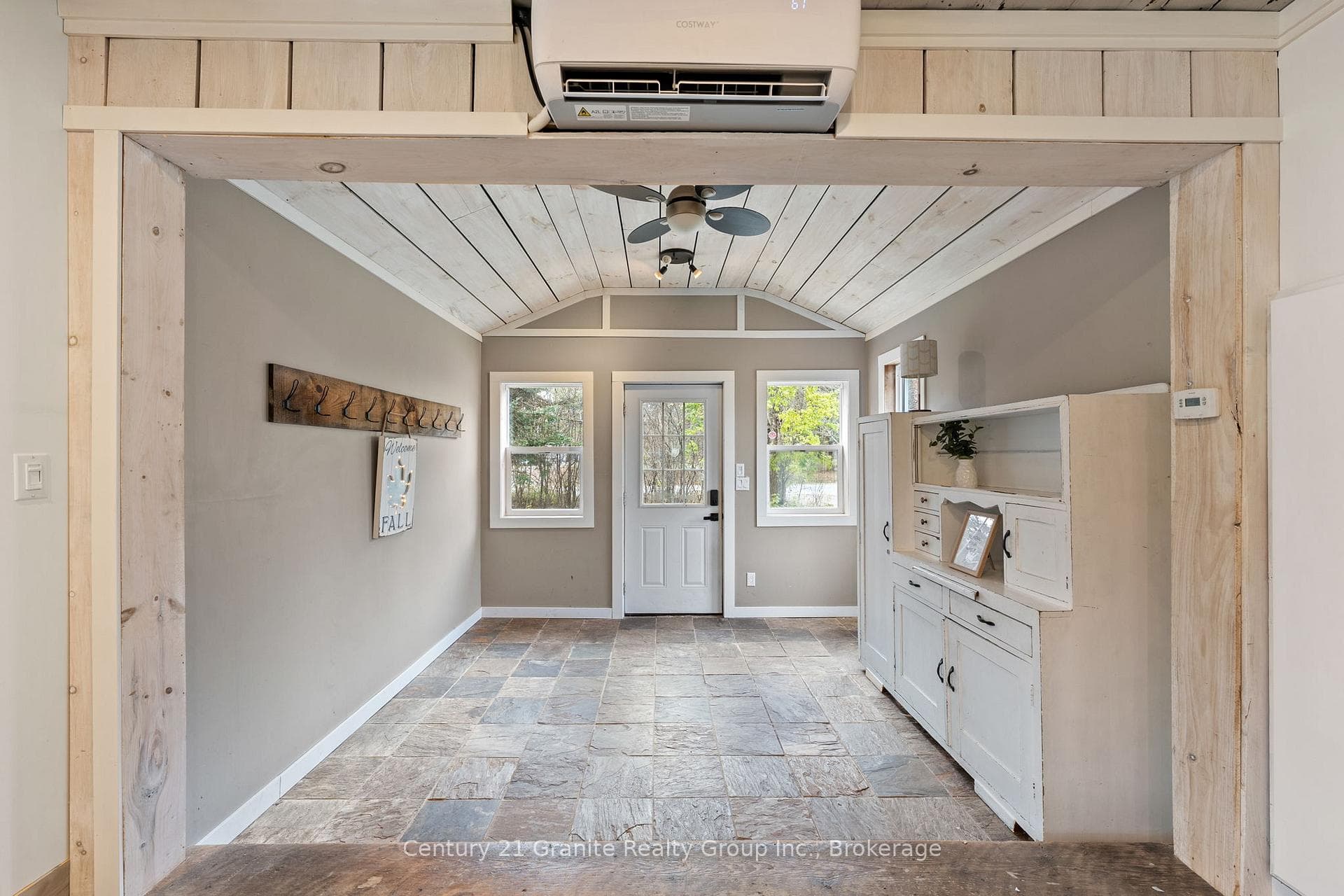 1126 Rice Road photo 6