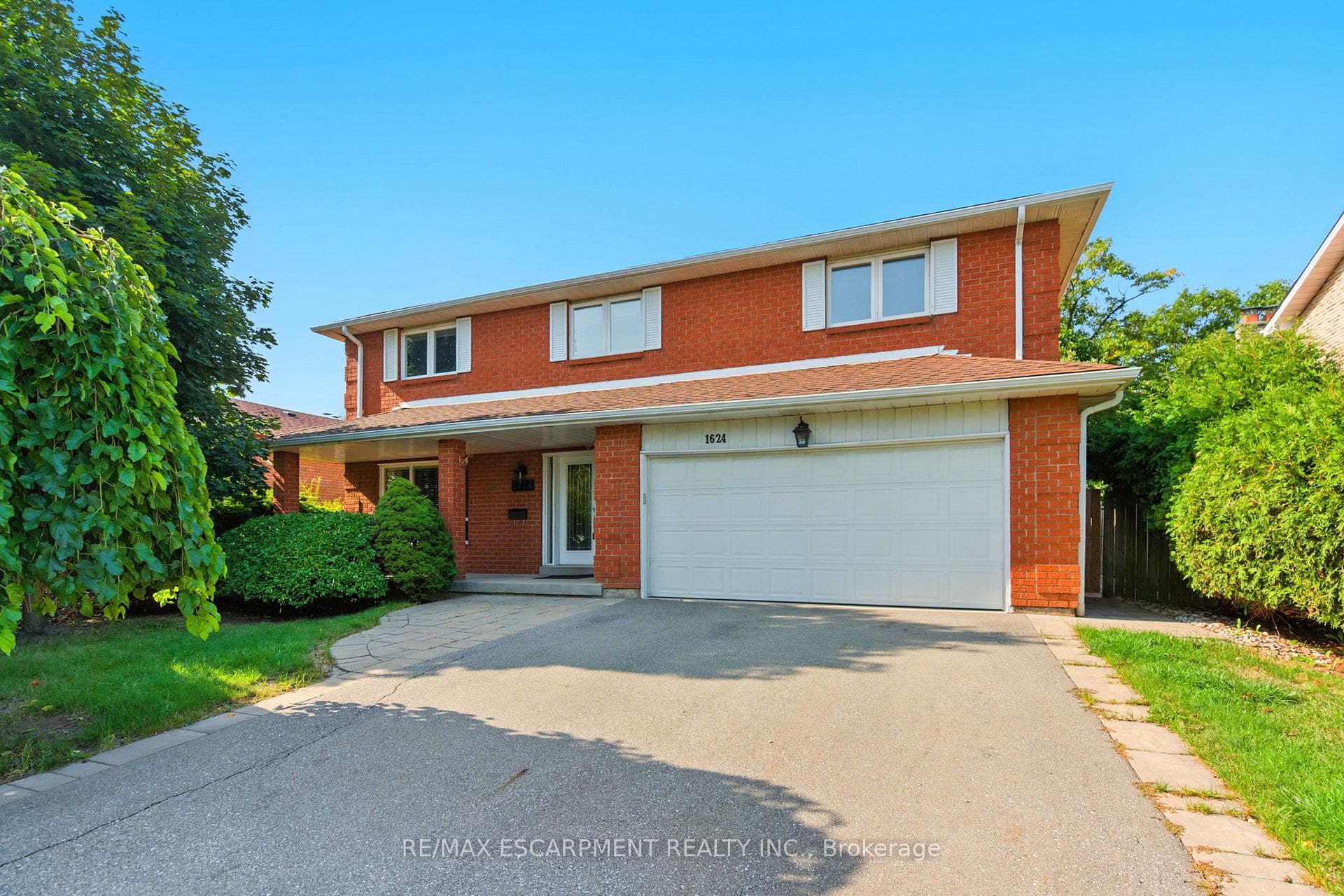 1624 Gallant Drive photo 1