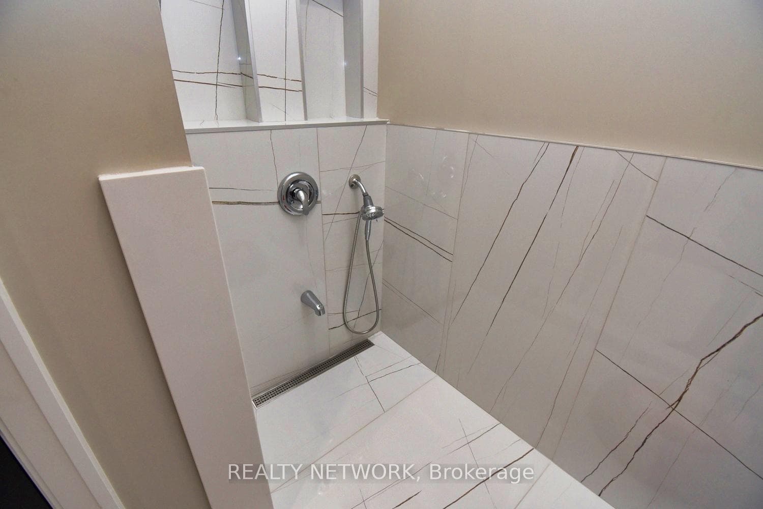 68 Mountain Brow Boulevard photo 18