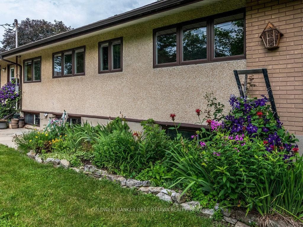84 Cleadon Drive photo 34