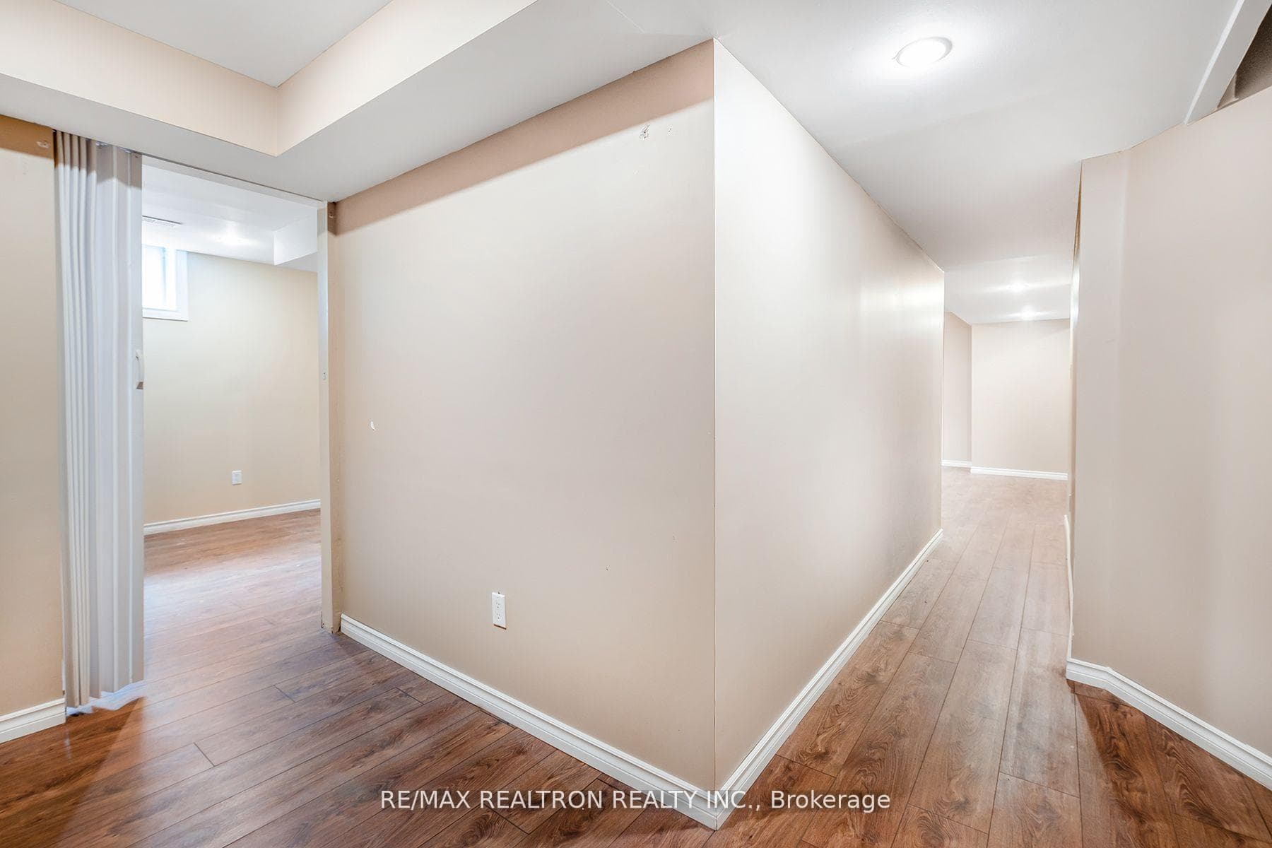 156 Dean Avenue photo 39