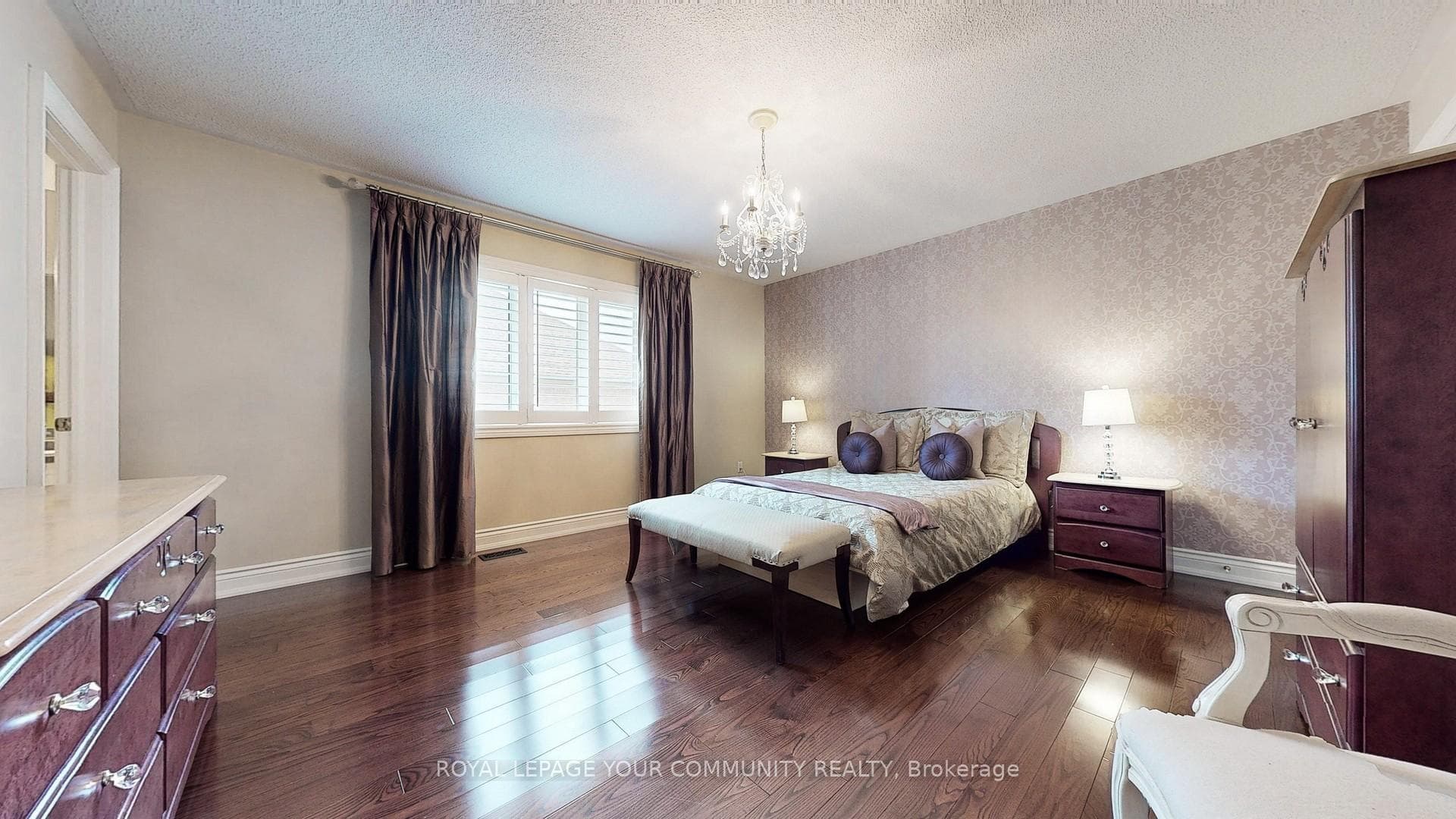 98 Tea Rose Street photo 12