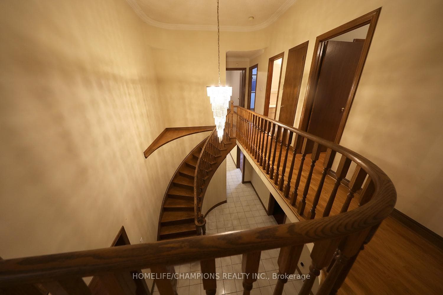 9 Mirrow Court photo 18