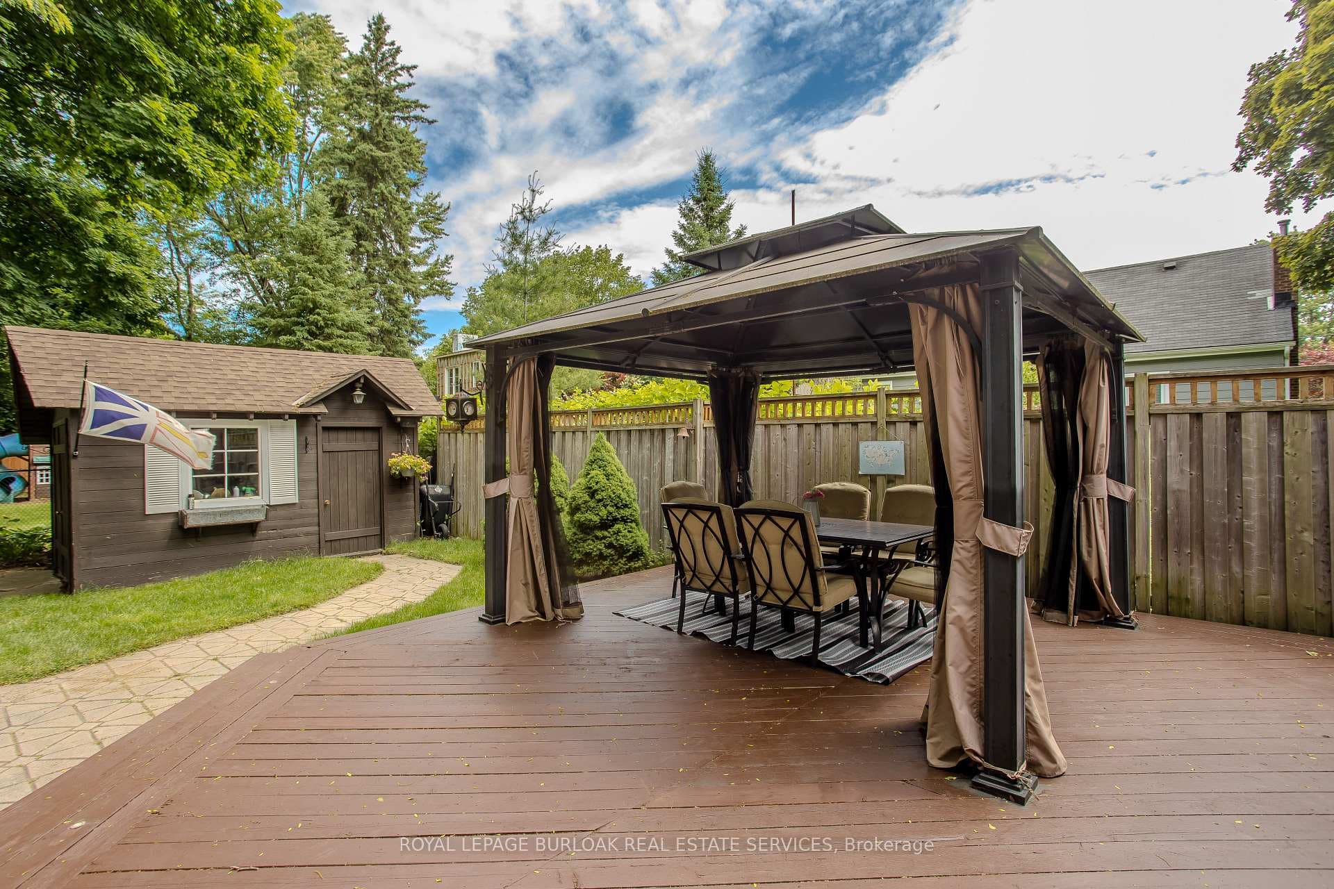 281 Wilson Street photo 6