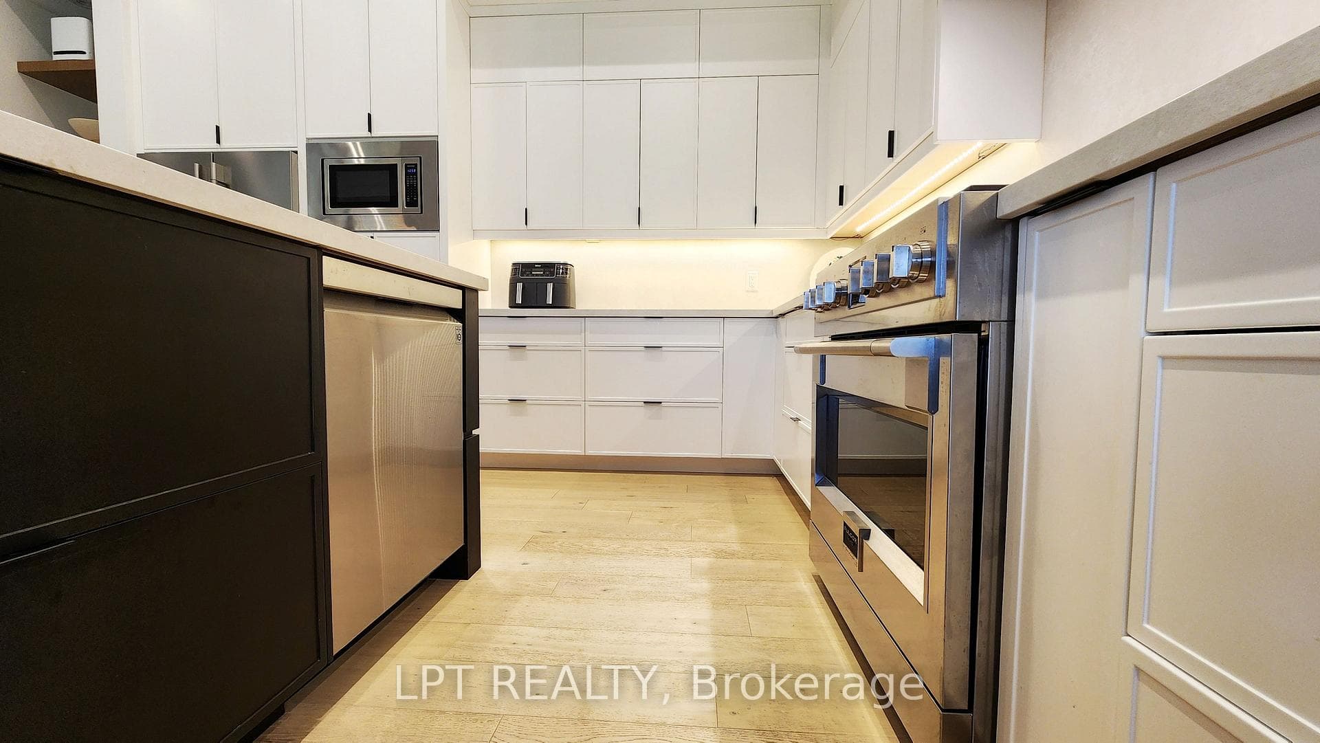 15 Byers Street photo 9
