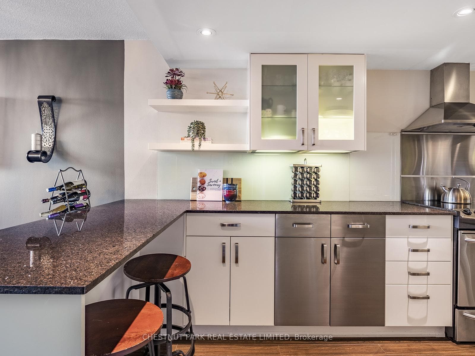 360 Bloor Street Unit PH1 photo 15