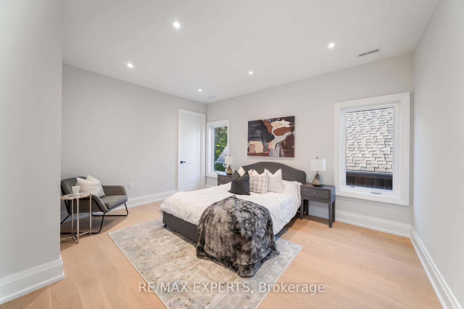 88 Moray Avenue photo 36