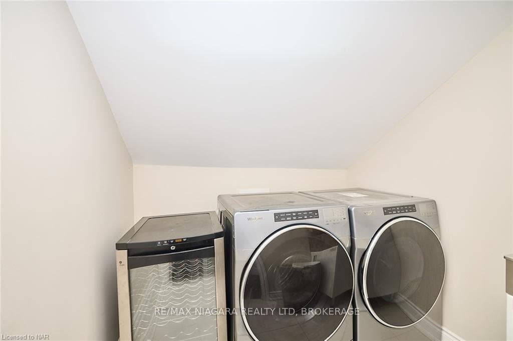 4229 NIAGARA RIVER Parkway photo 19