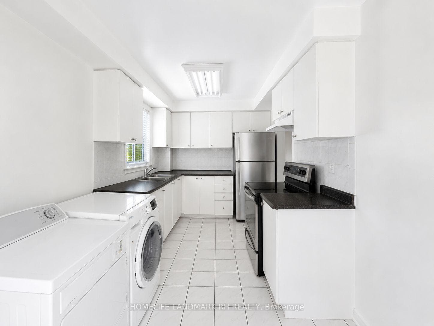 101 Pentland Crescent photo 7