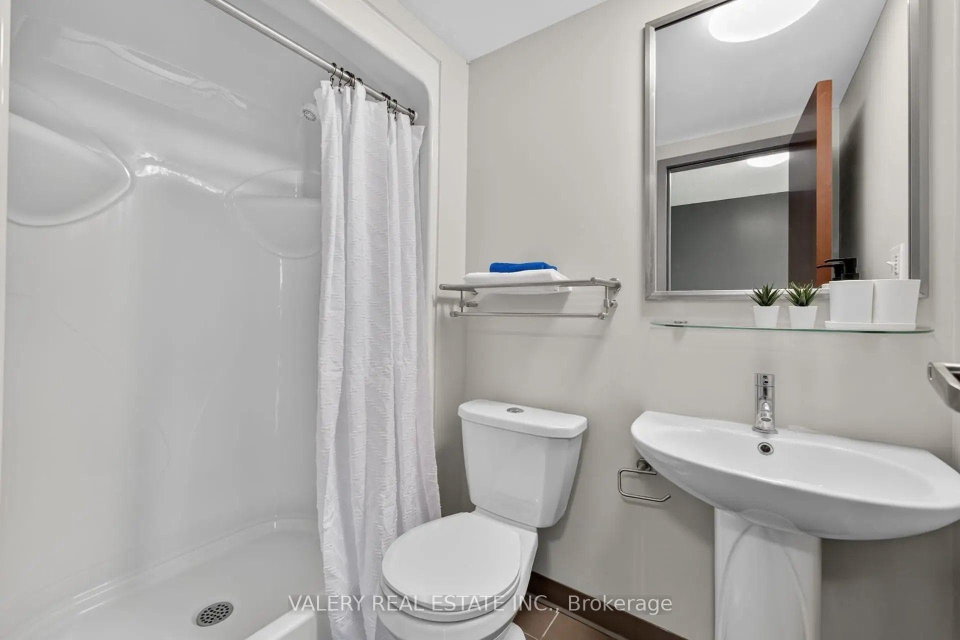 328 Regina Street Unit 602 photo 8