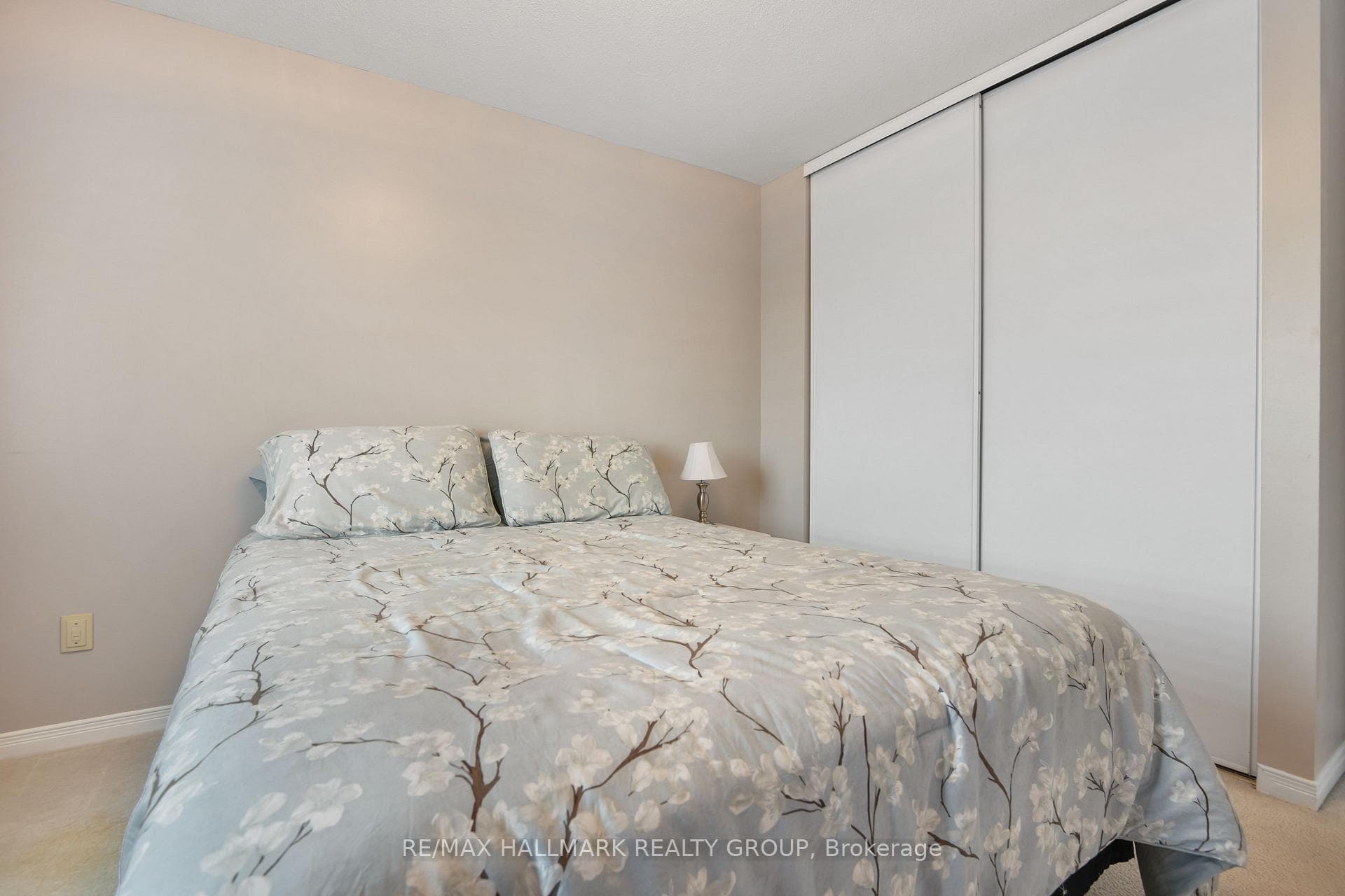 2085 Boake Street photo 25