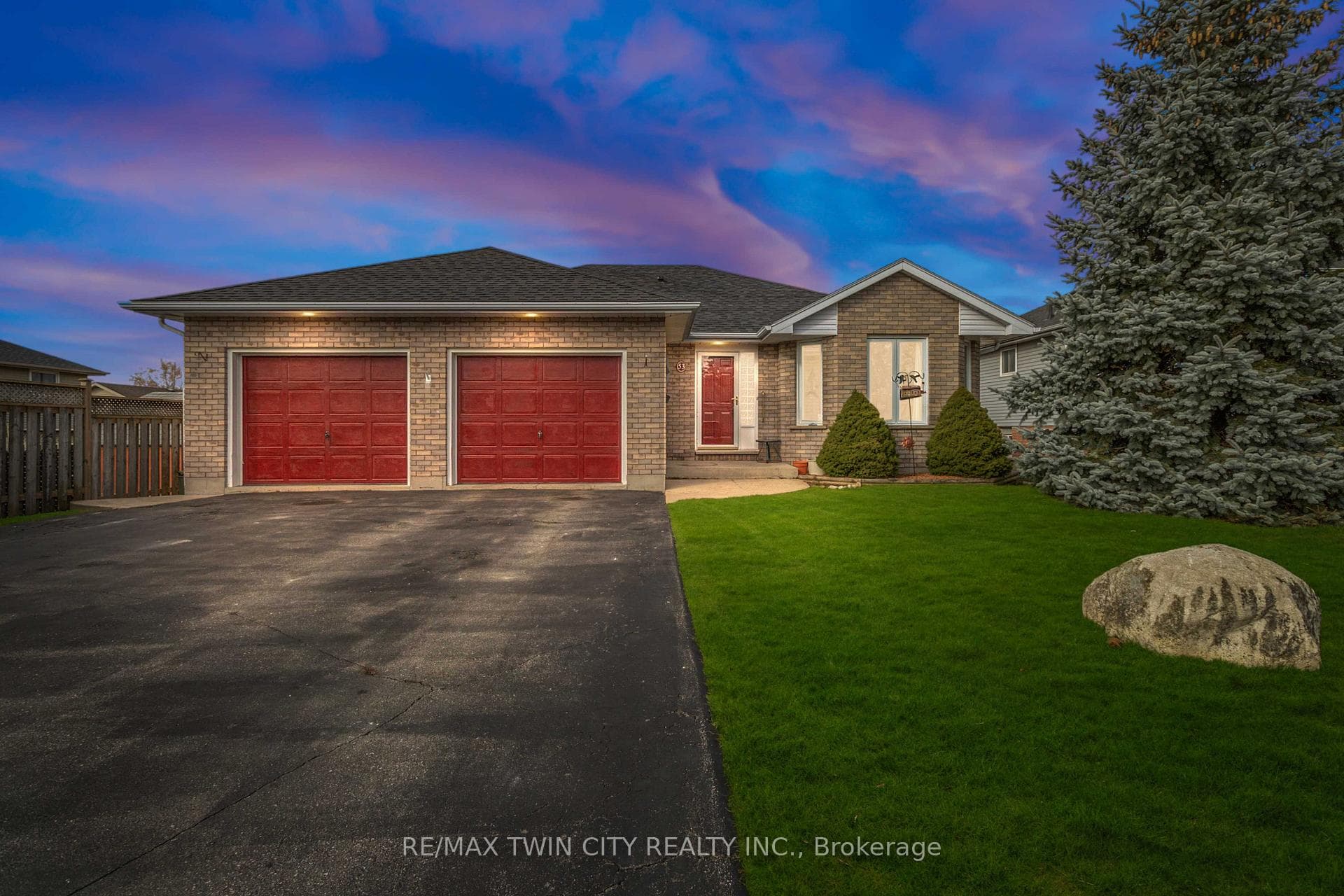 53 Windsor Drive photo 37