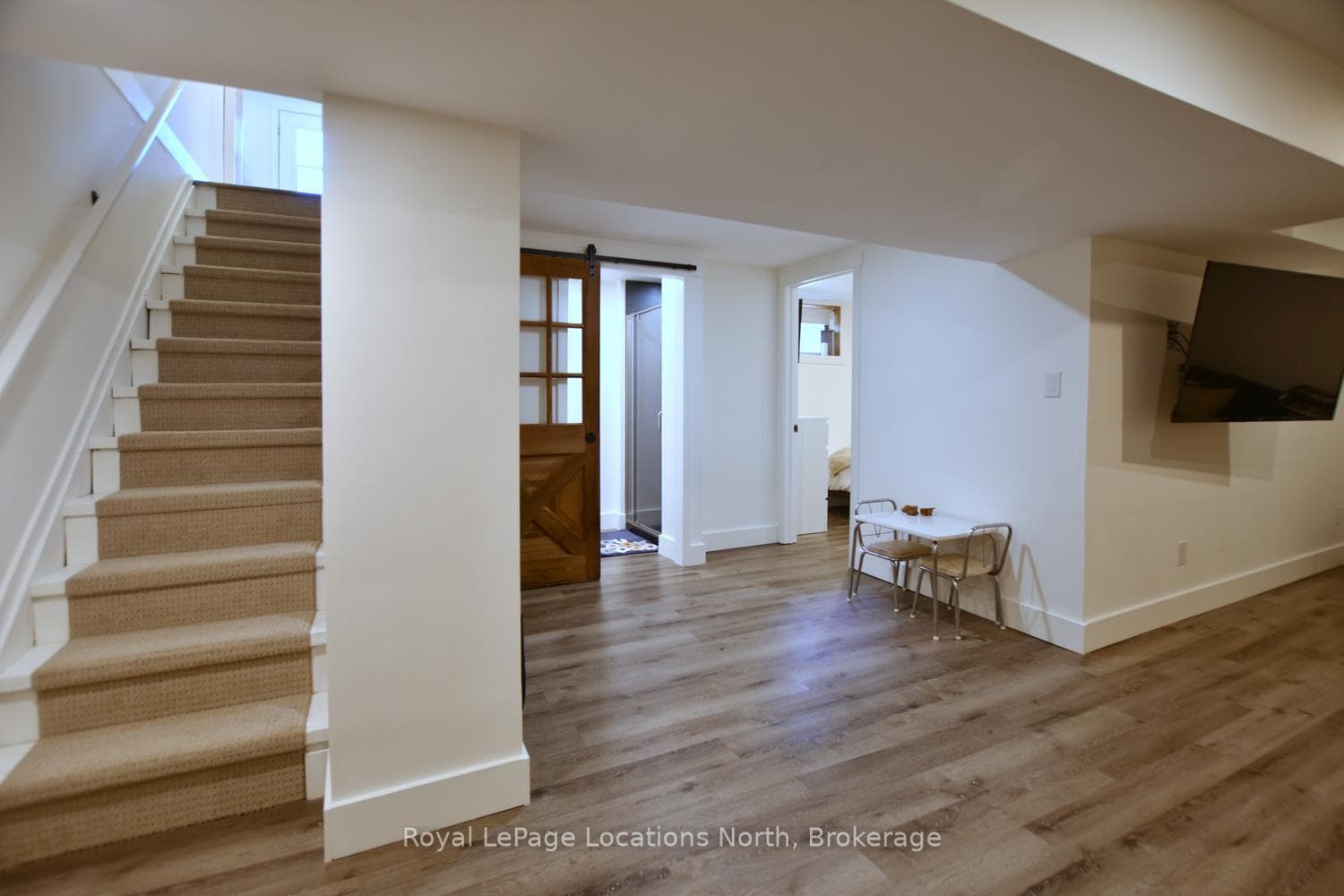 56 BATTEAUX Road photo 38