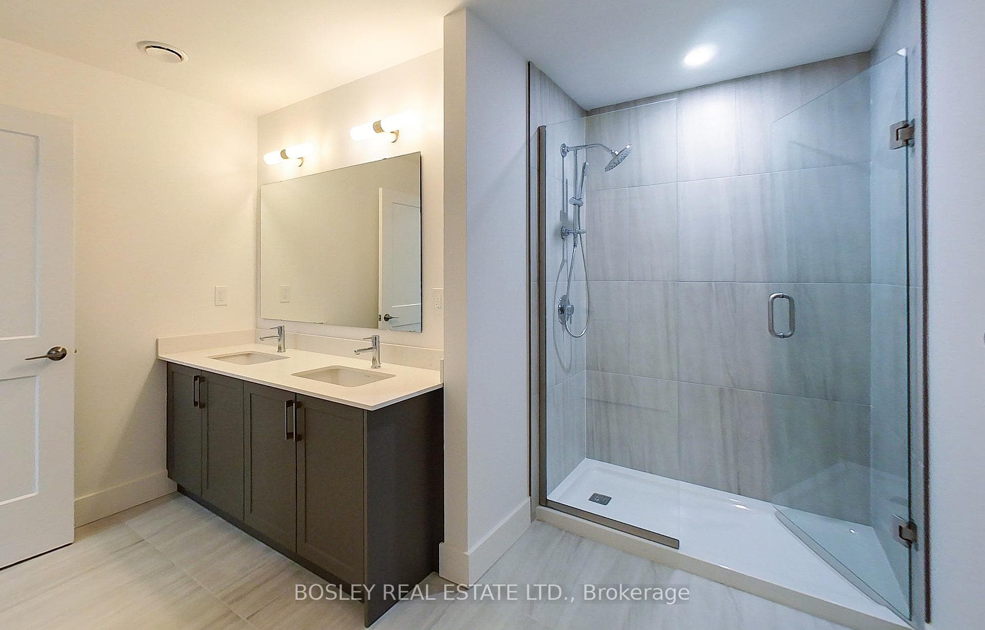 4 Kimberly Lane Unit 209 photo 32