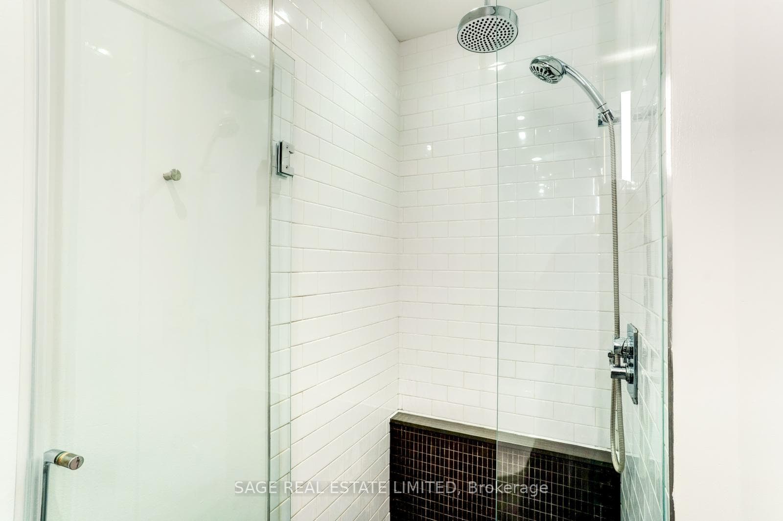 8 Dovercourt Road Unit 321 photo 24