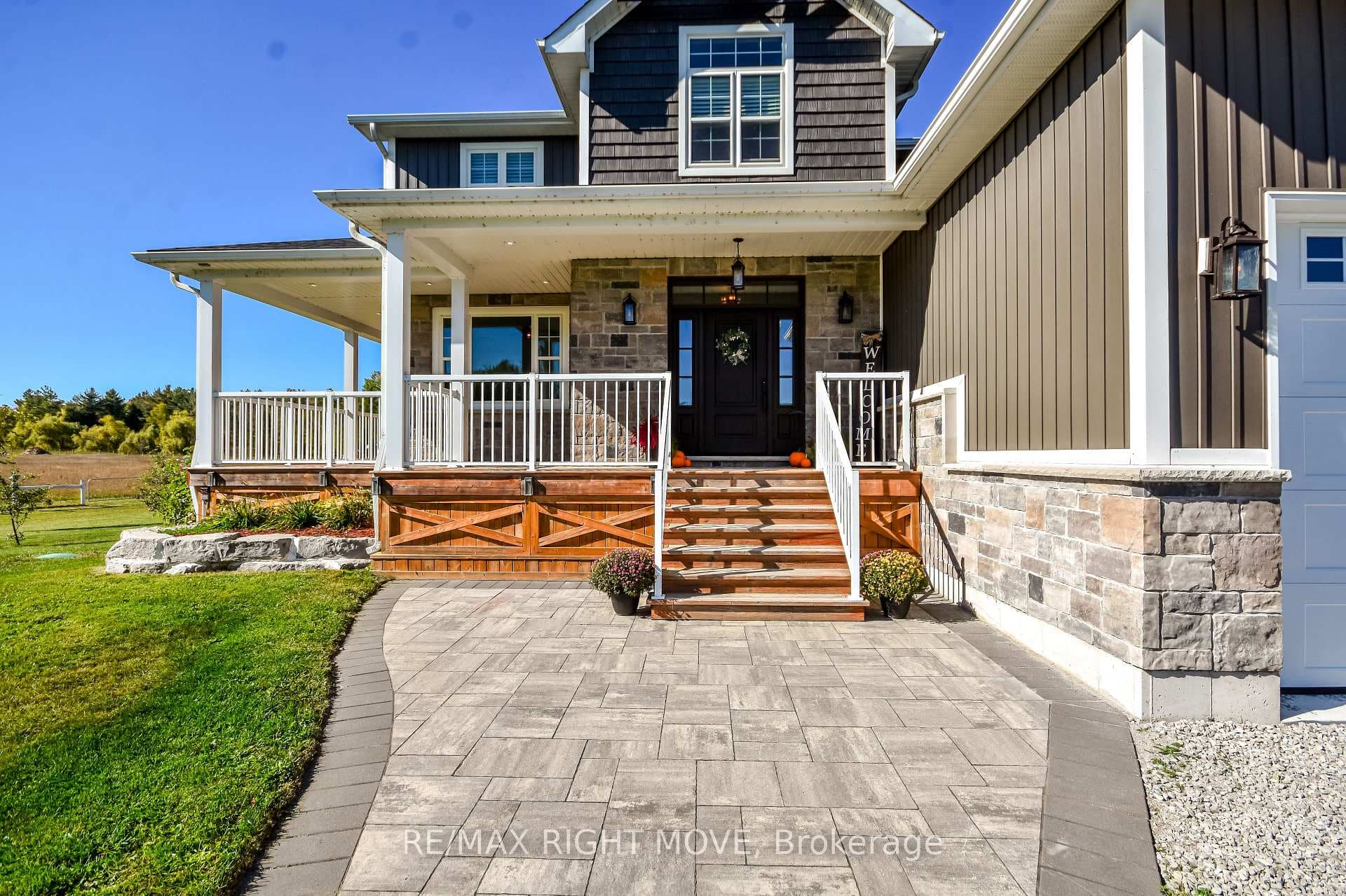 2448 Stockdale Road photo 5
