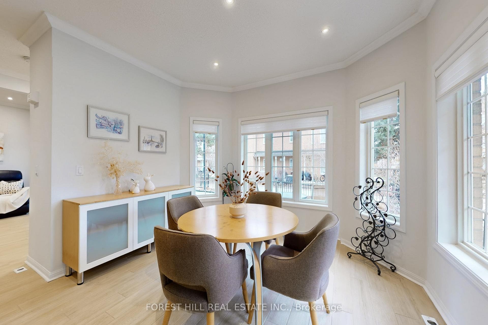 23 St.Moritz Way Unit 01 photo 10
