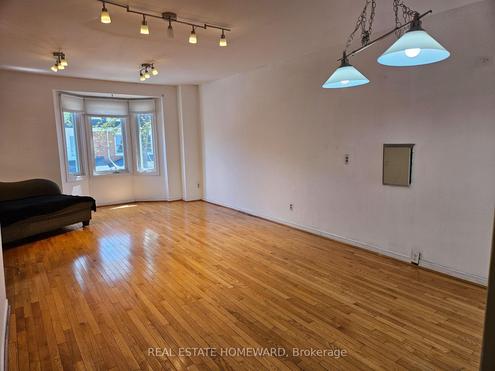 60 Hamilton Street Unit 2 photo 6