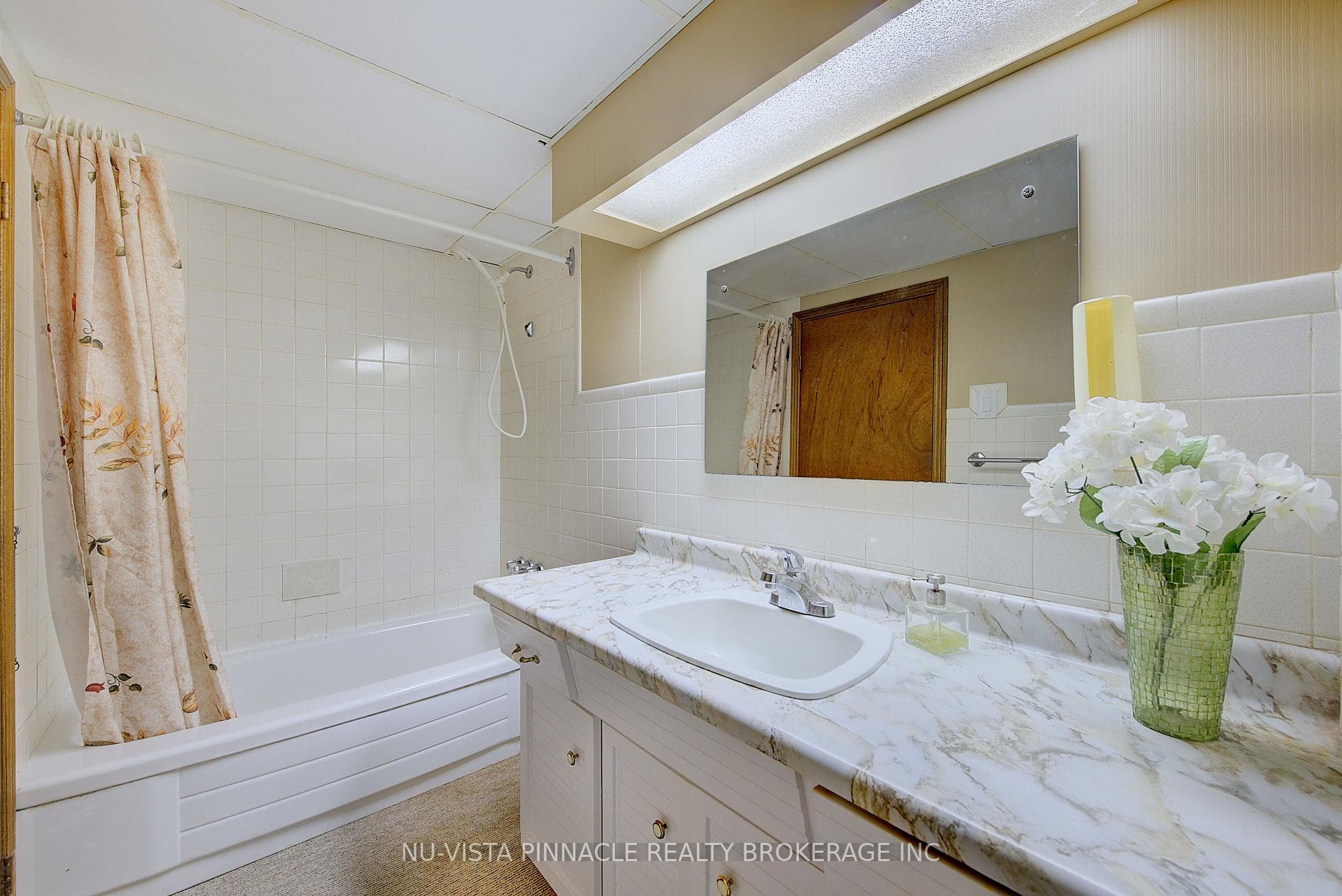 21752 Richmond Street photo 30
