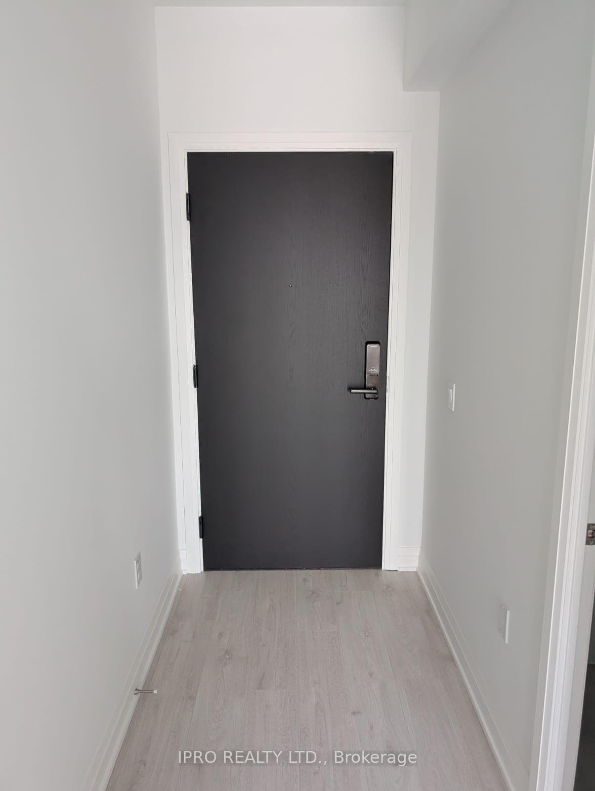 412 Silver Maple Road Unit 425 photo 8