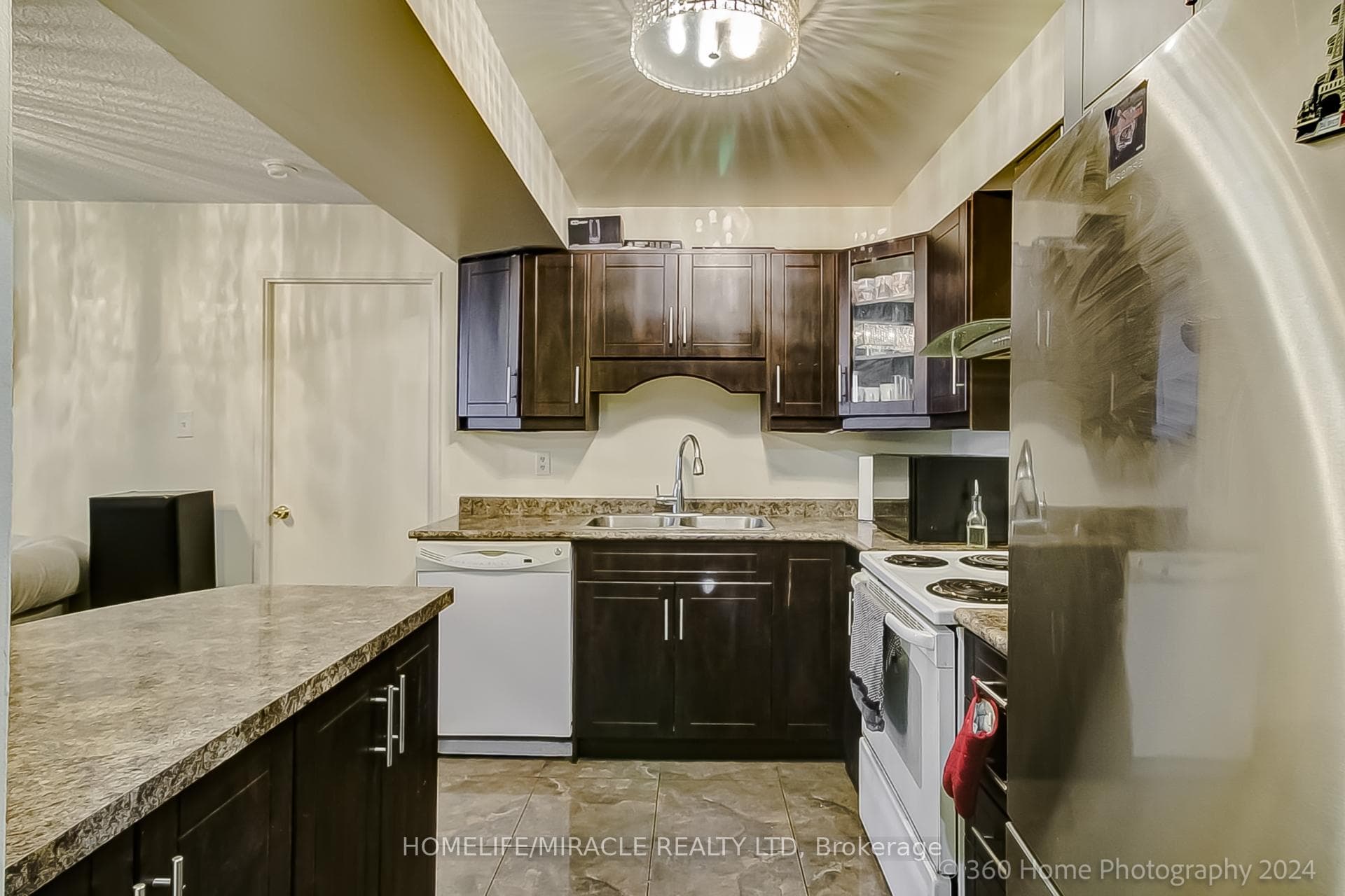 330 Mccowan Road Unit 603 photo 9