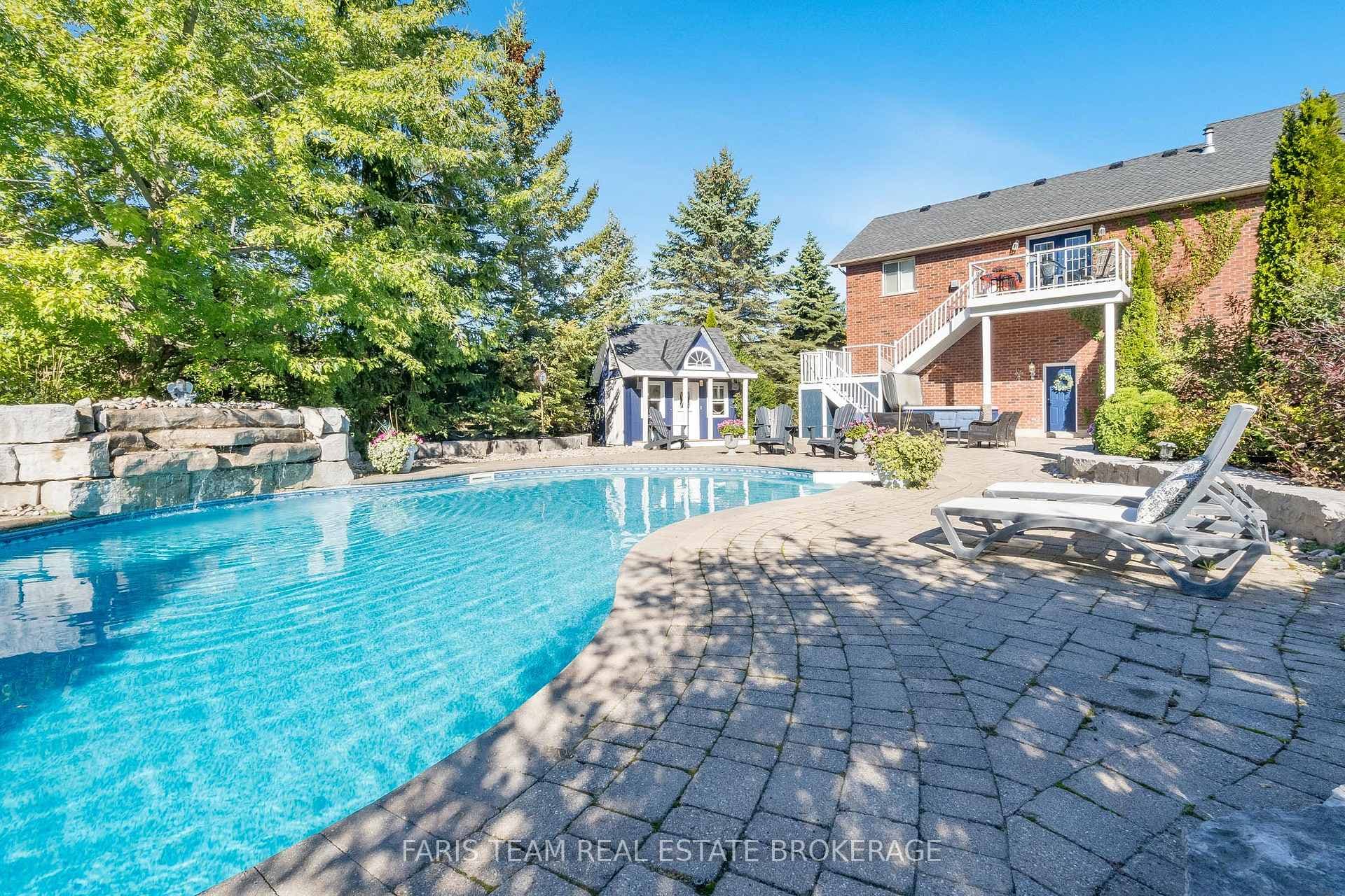 2 Evergreen Lane photo 43