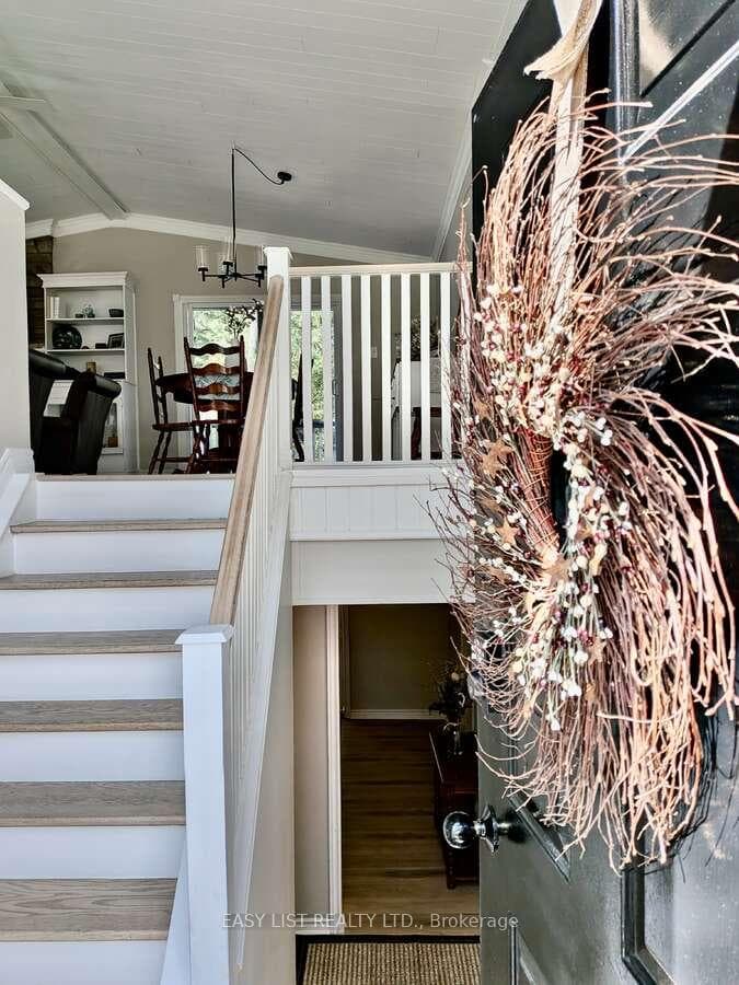 10161 Andrea Street photo 4