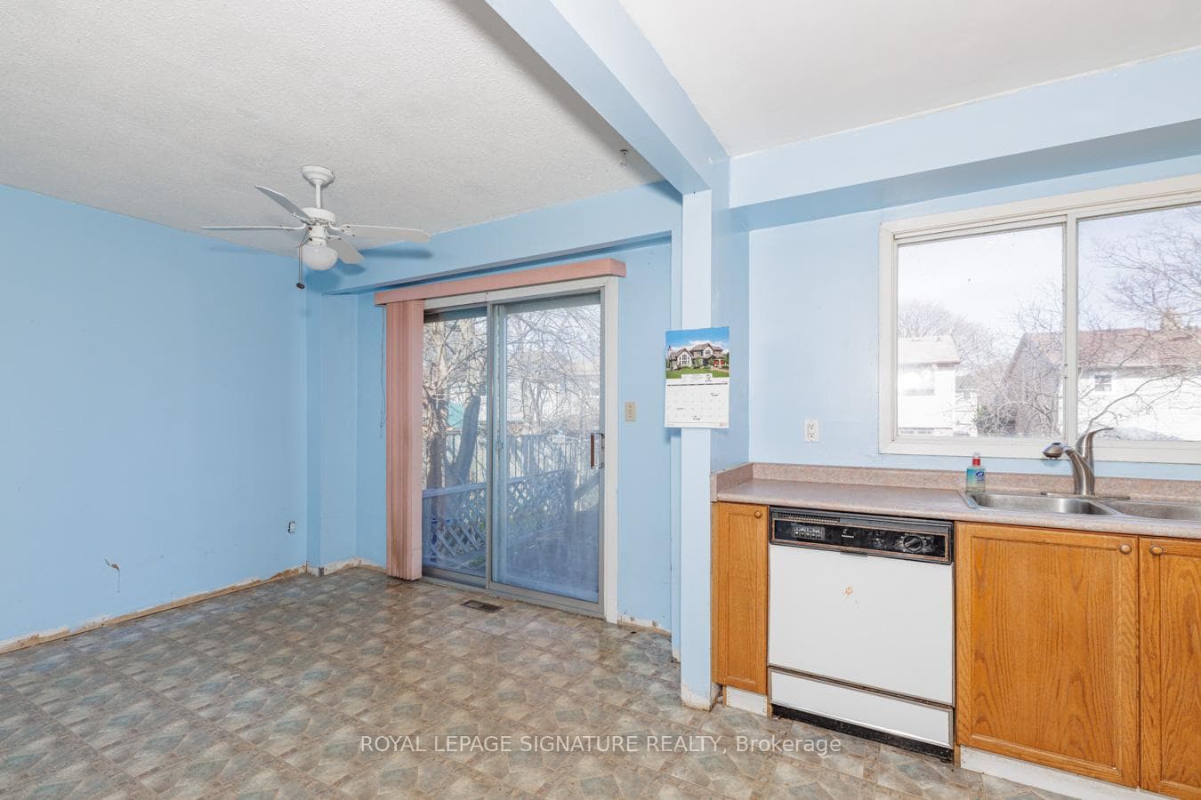1796 Foleyet Crescent photo 11
