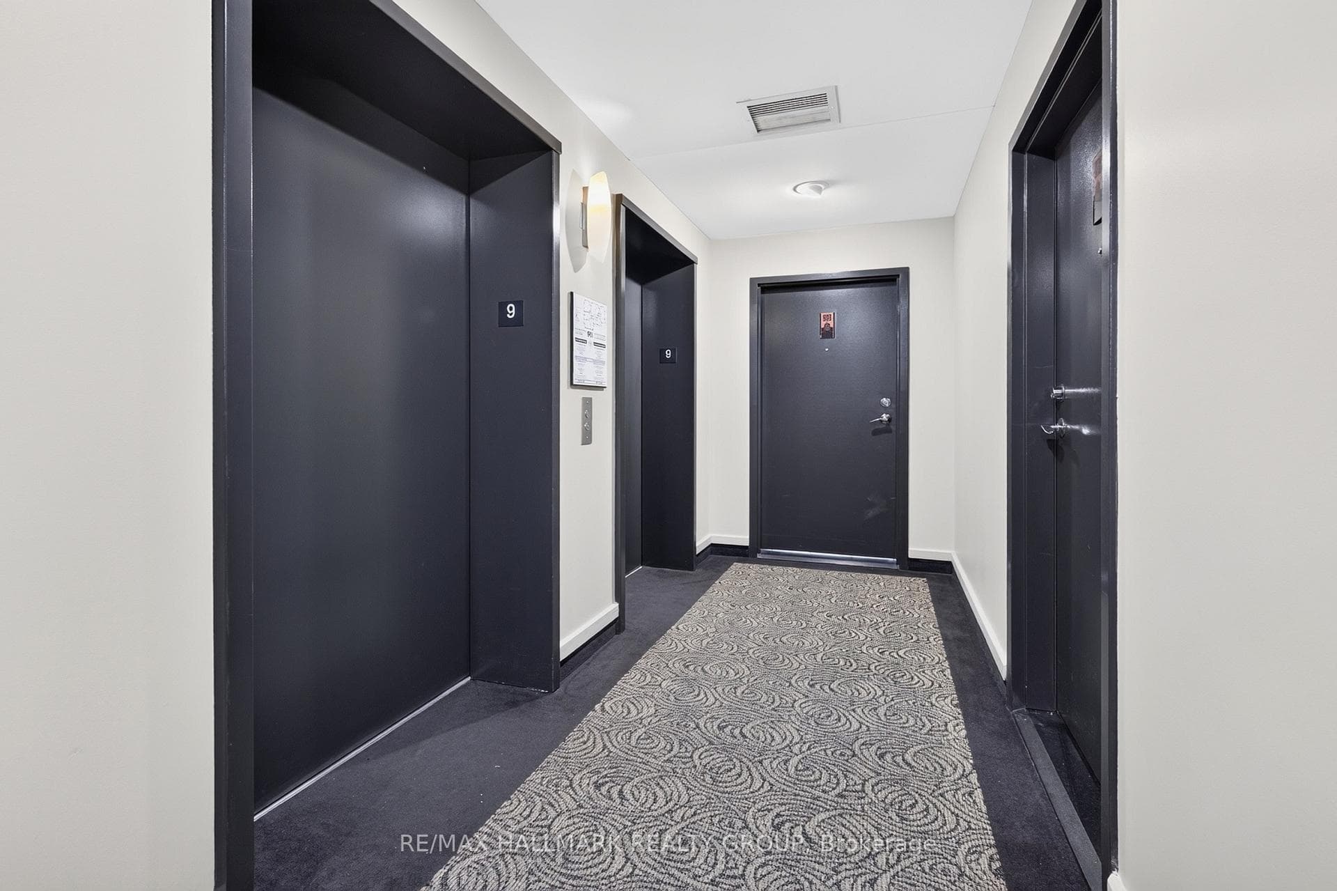 245 Kent Street Unit 909 photo 5