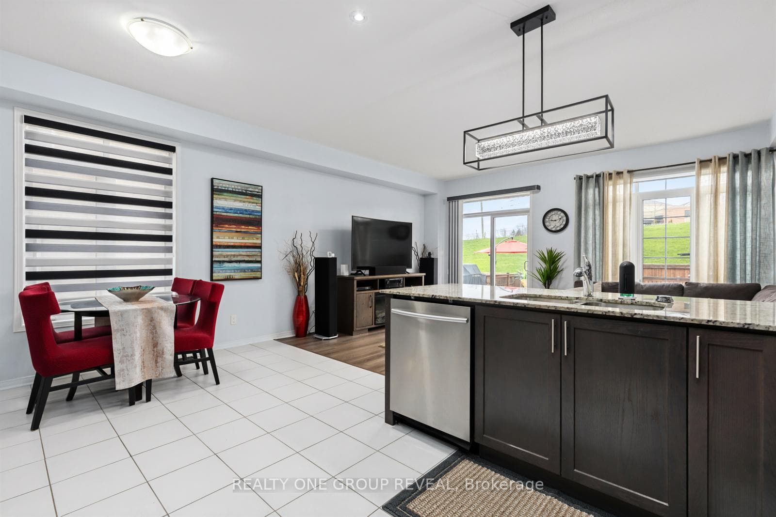 2 Rimrock Crescent photo 12