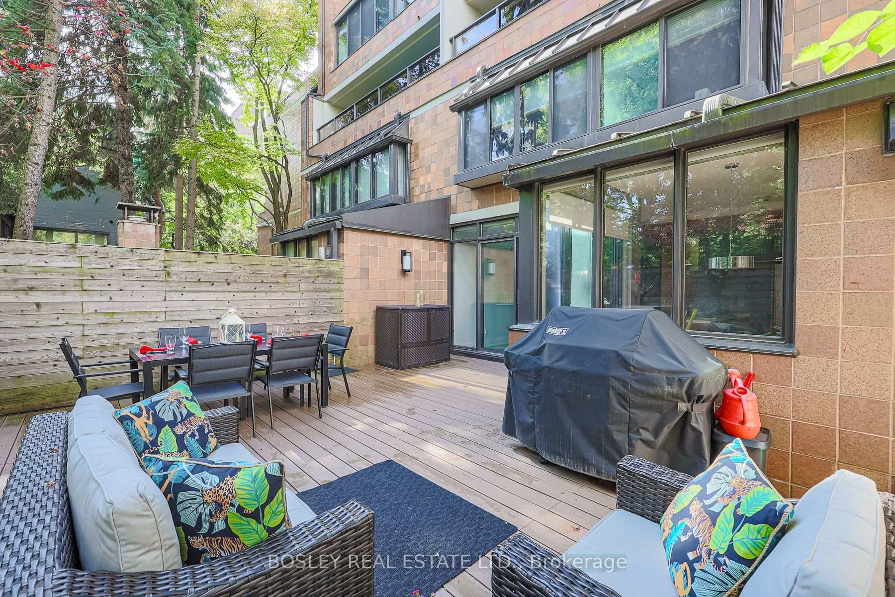 40 Oaklands Avenue Unit 107 photo 38