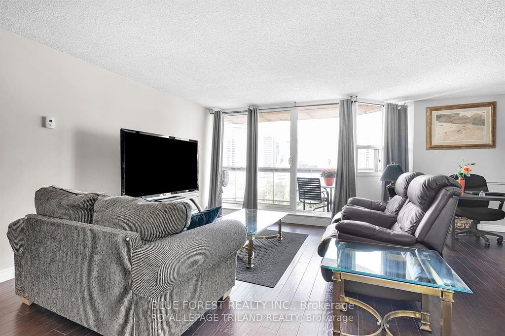 363 Colborne Street Unit 1006 photo 13