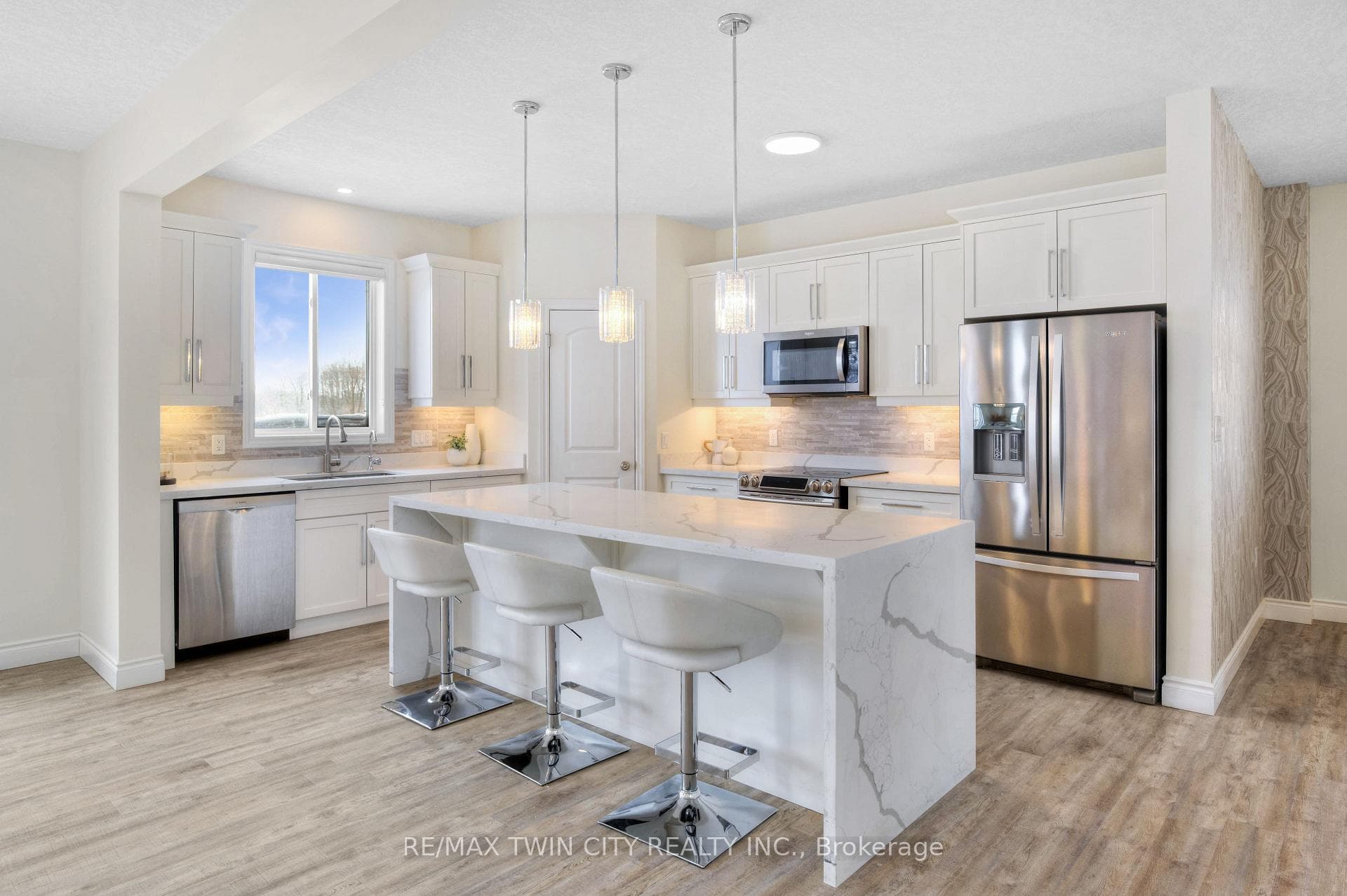 144 Cinnamon Fern Street photo 16