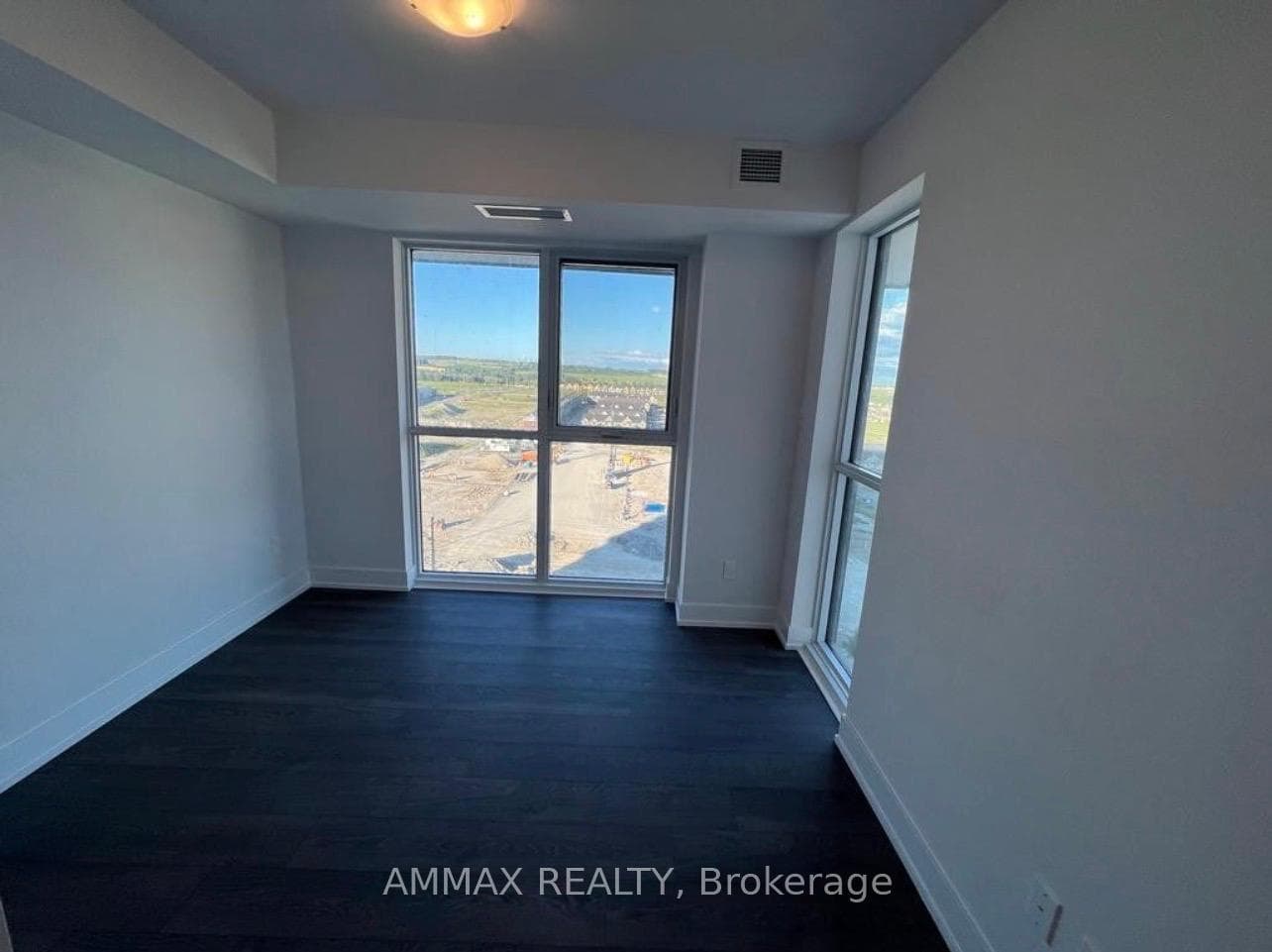 2550 Simcoe Street Unit 1616 photo 7