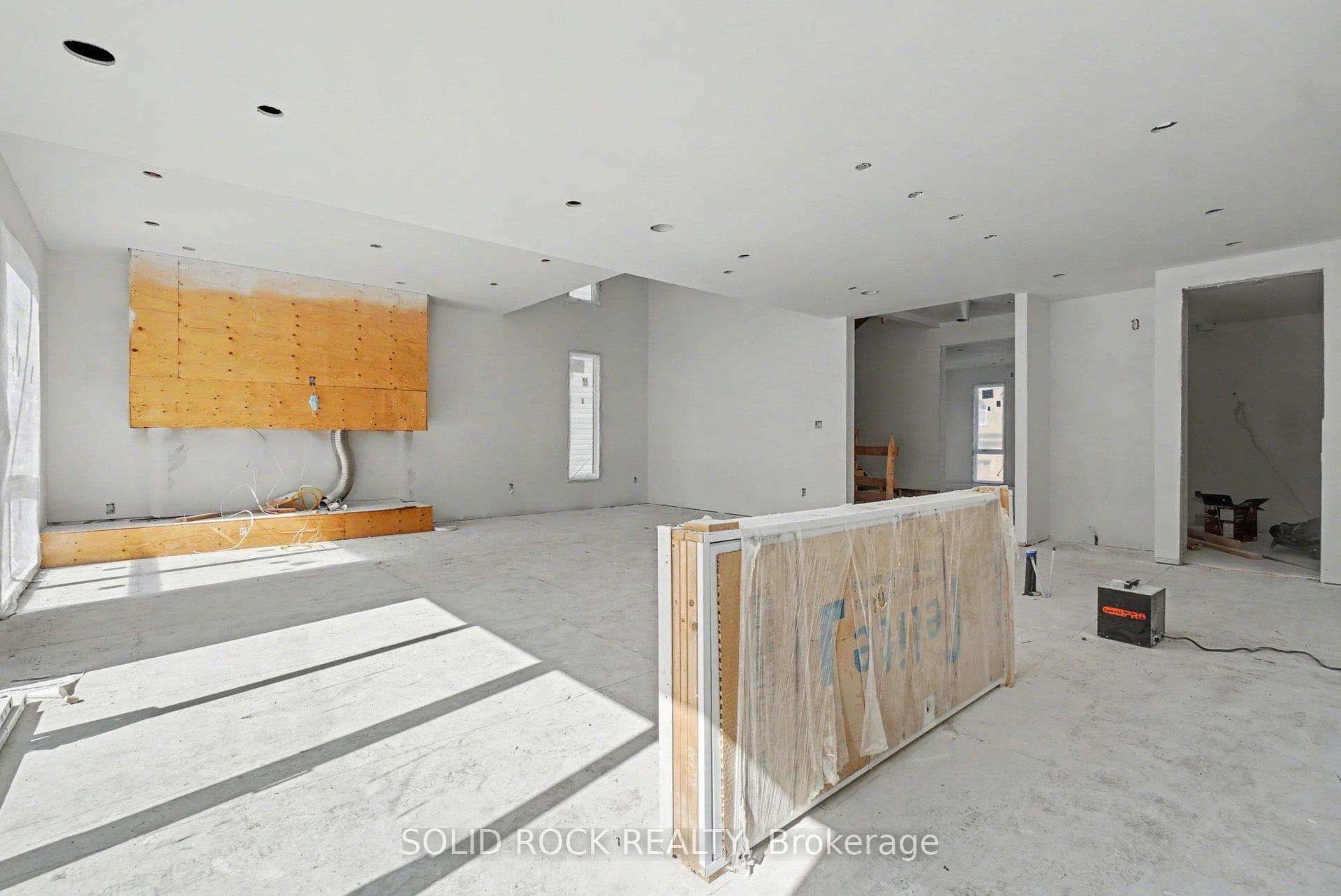830 Alpine Avenue photo 9