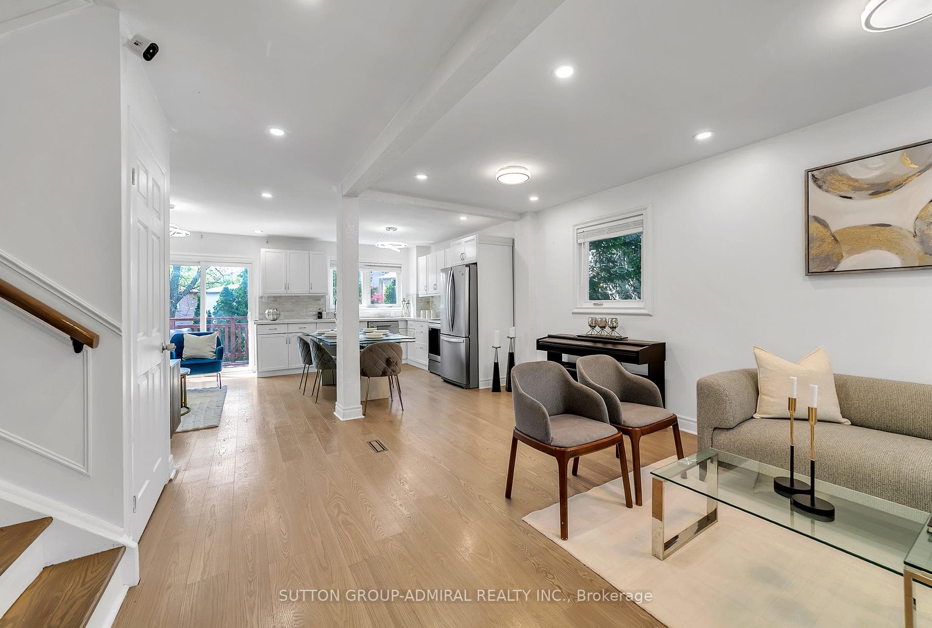 10 Park Lane Circle photo 12