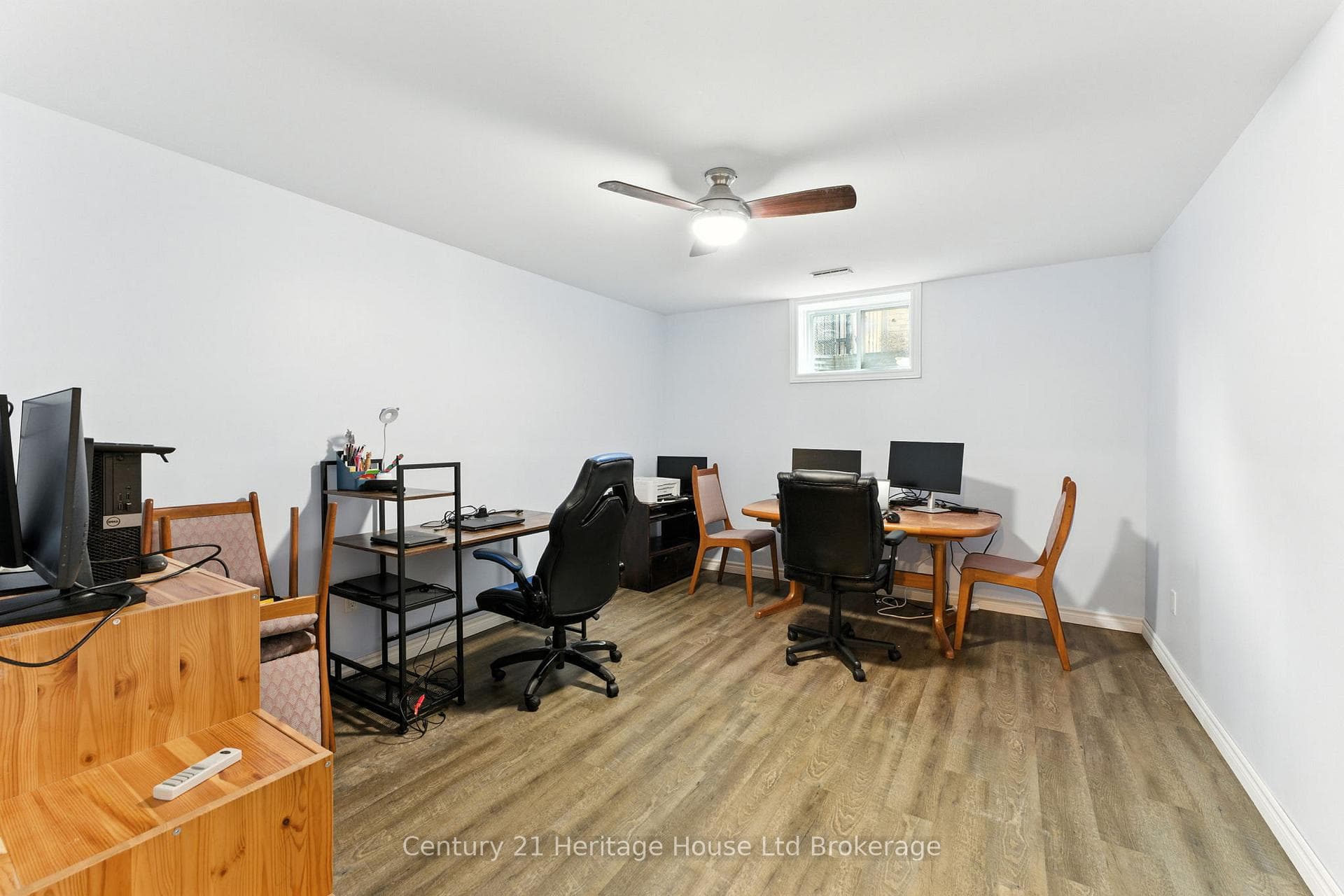 107 Applewood Street photo 35