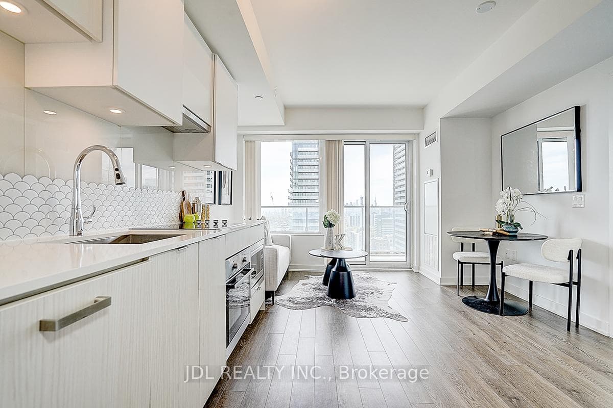 195 Redpath Avenue Unit 3009 photo 12
