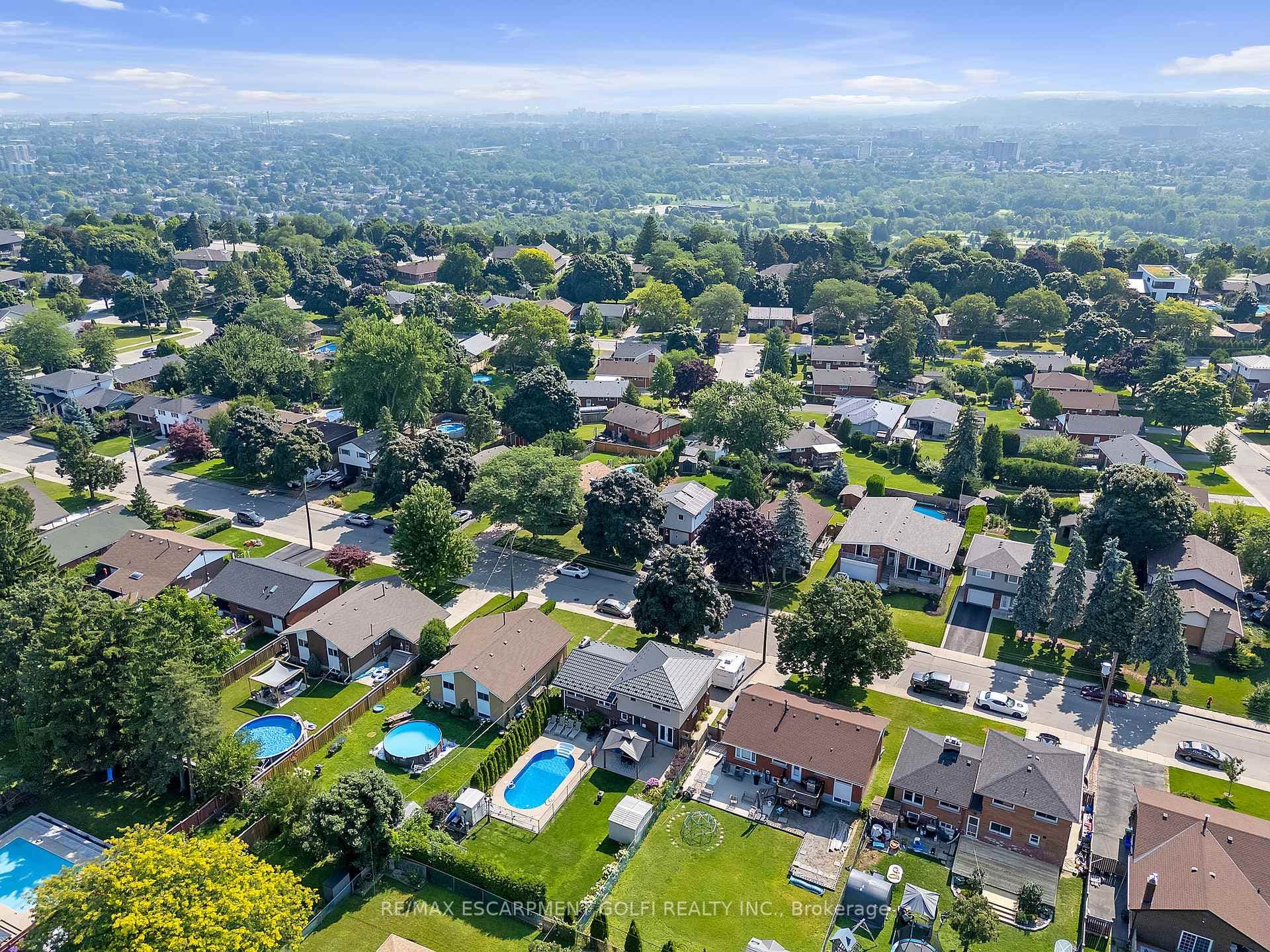 36 Edith Avenue photo 40