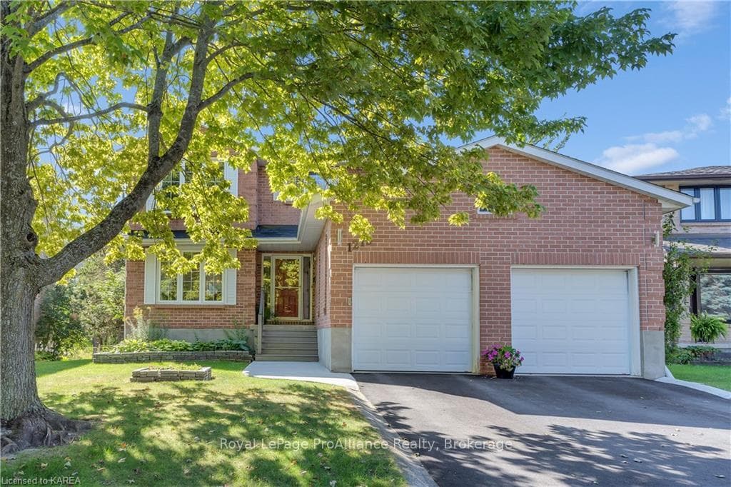 1219 ROCKWOOD Drive photo 1