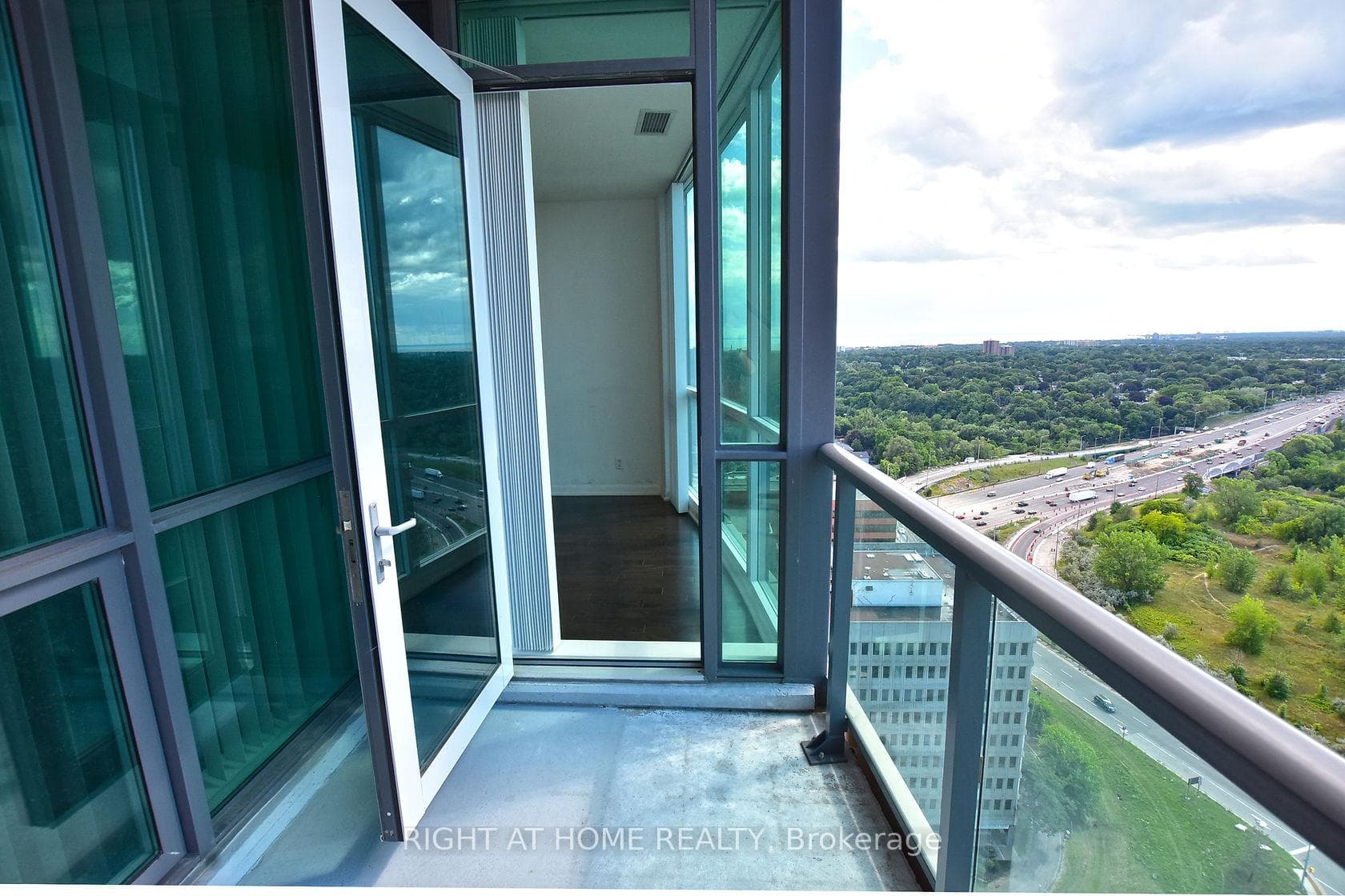 215 Sherway Gardens Road Unit 2805 photo 41