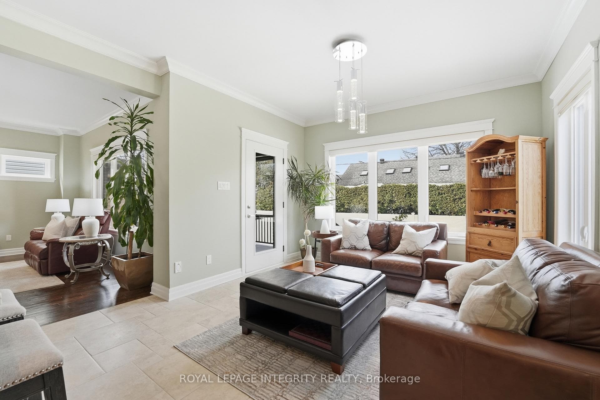 476 Ancaster Avenue photo 7