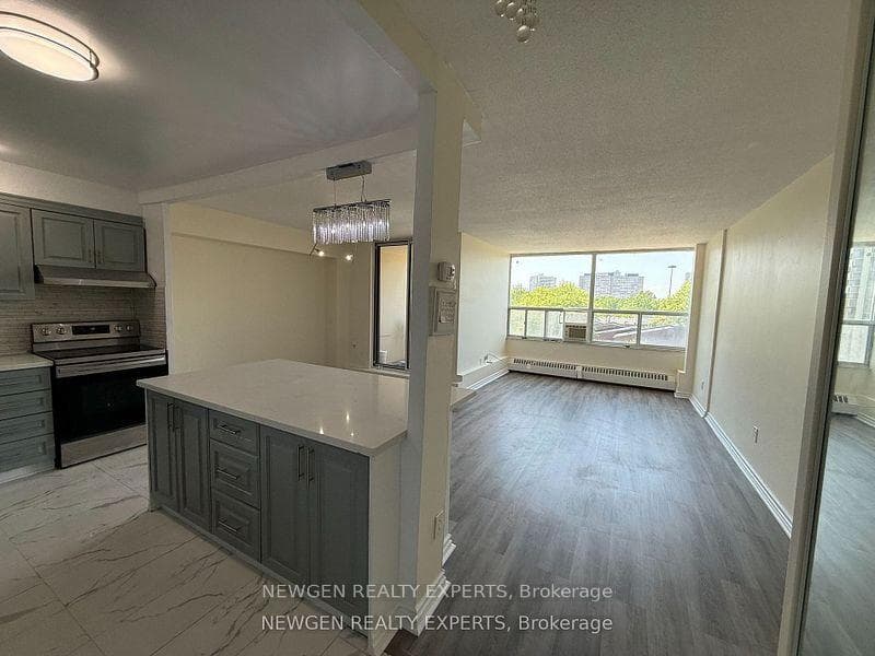 5 Vicora Linkway Way Unit 512 photo 3