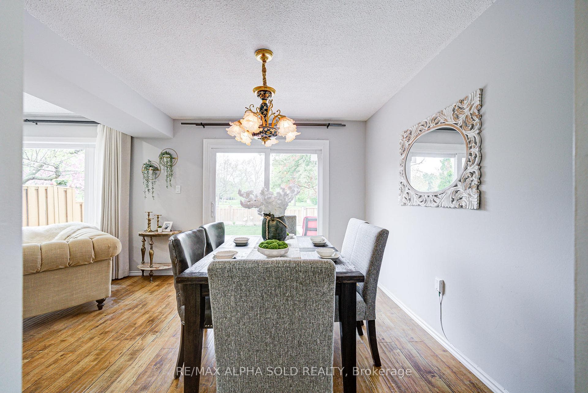 70 Clydesdale Drive photo 10