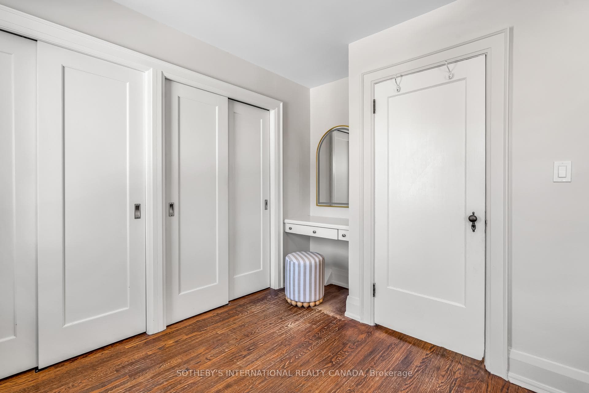 15 Avion Avenue photo 26